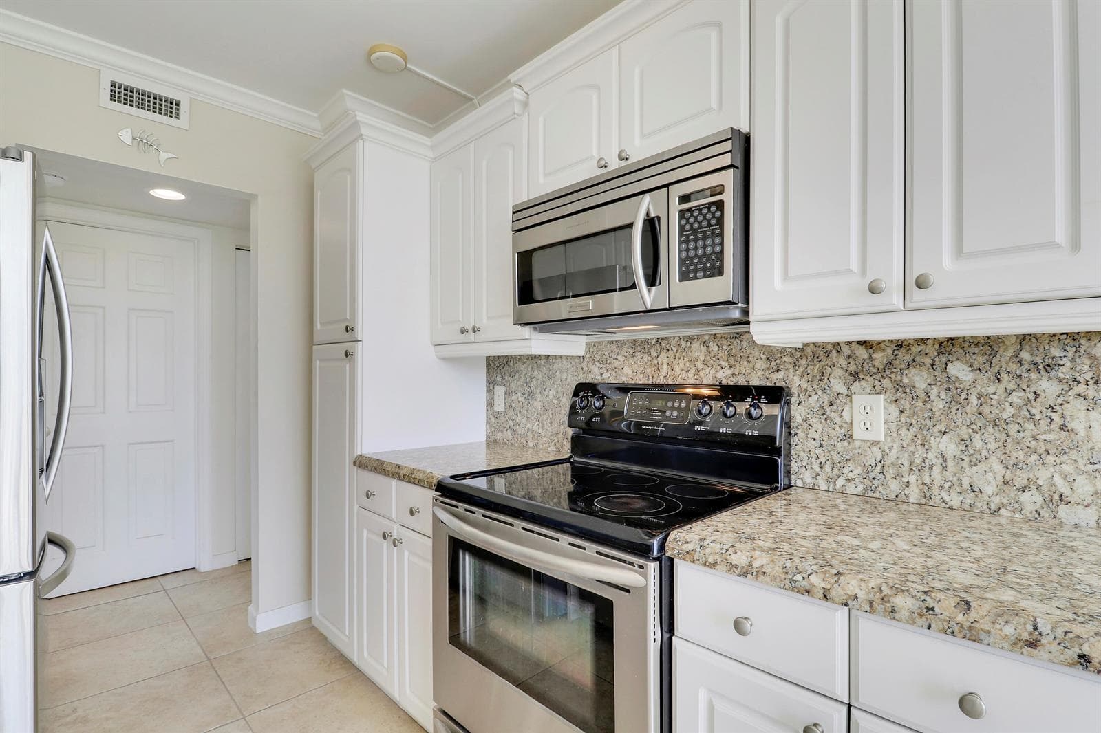 1801 S Flagler Drive 301 photo 15