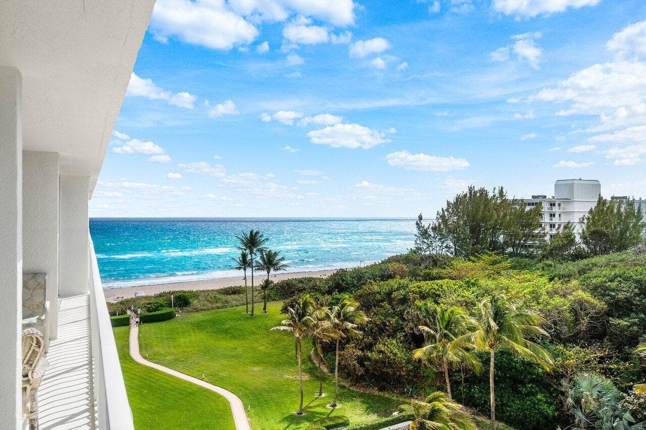 2774 S Ocean Boulevard 708 photo 1