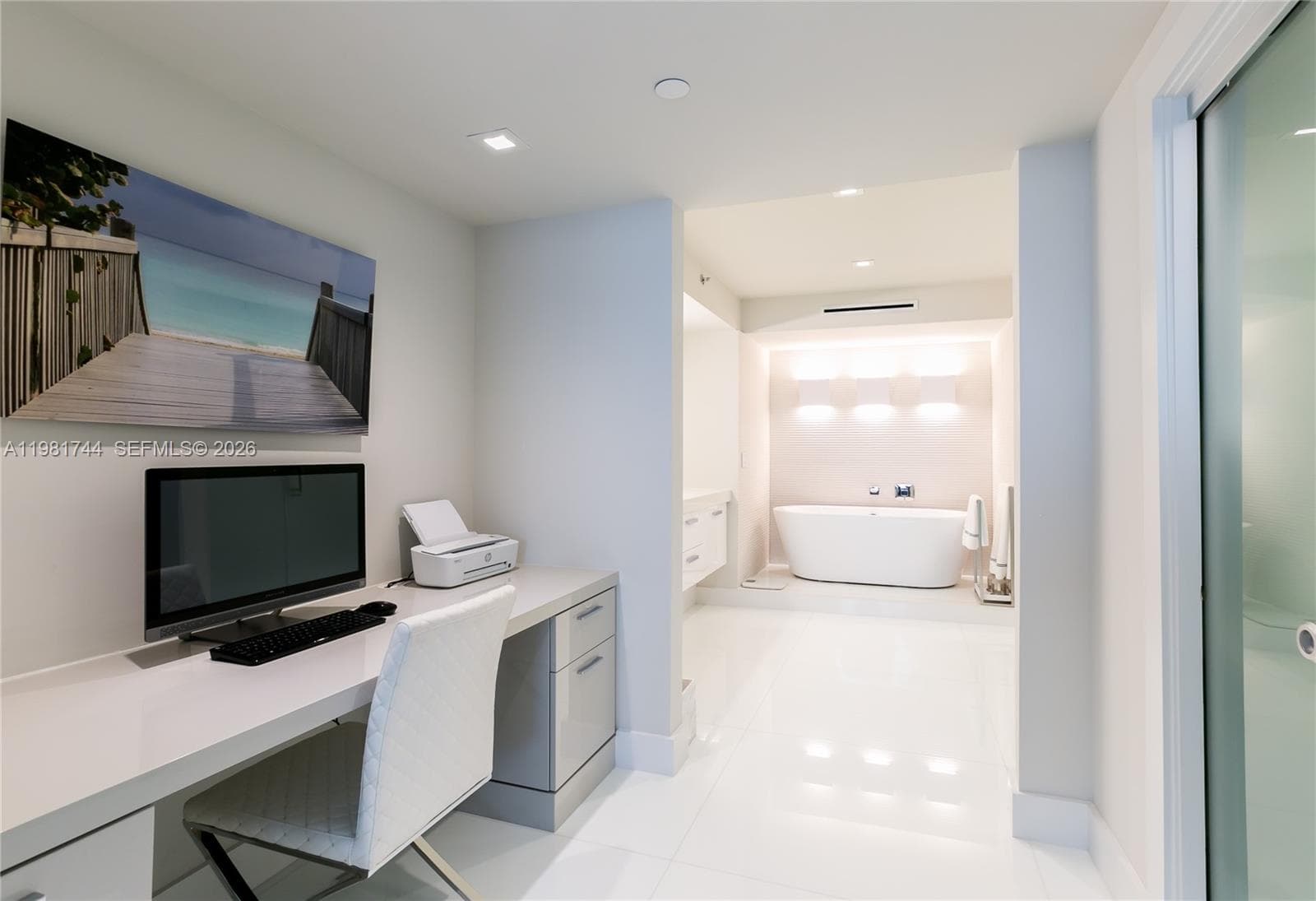 1830 S Ocean Dr 2903 photo 13