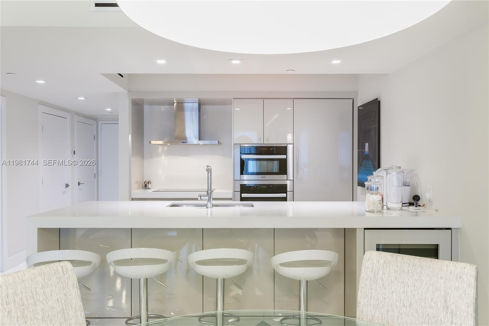 1830 S Ocean Dr 2903 photo 8