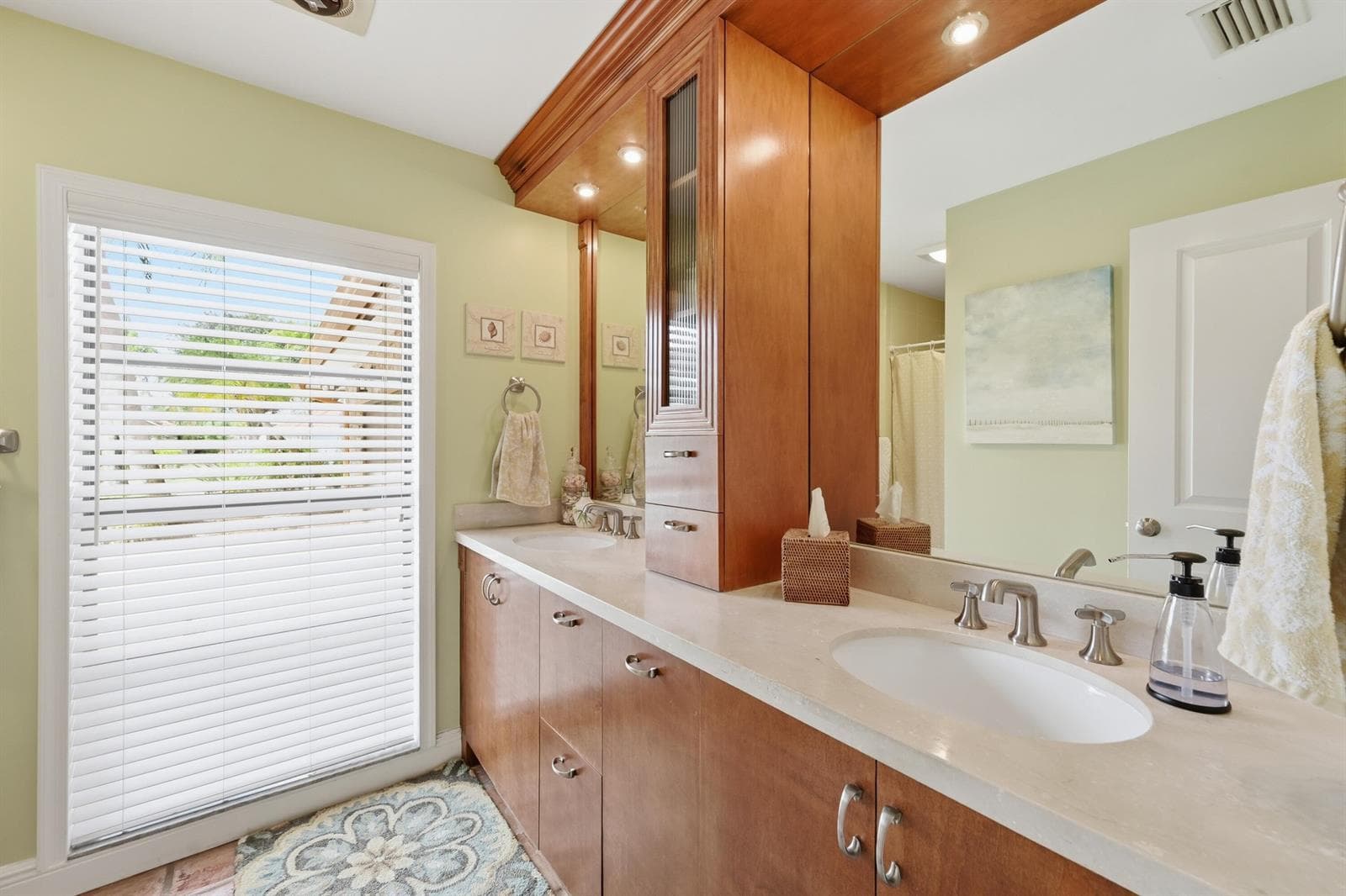 10152 Harbourtown Court photo 24