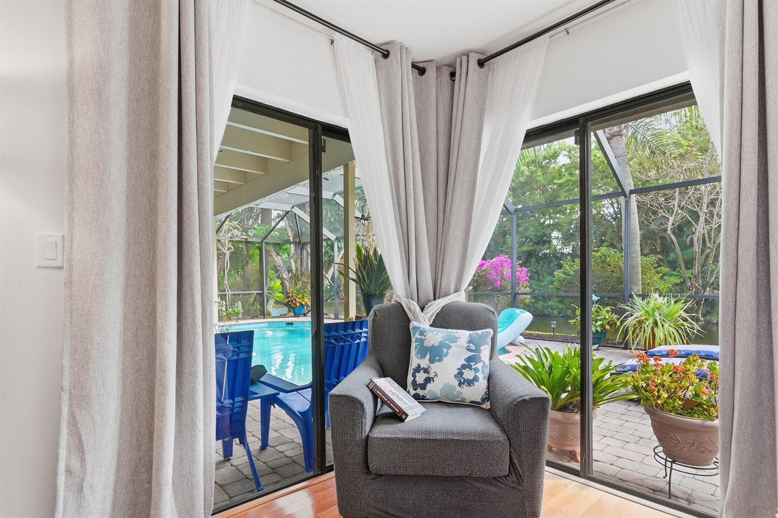 10152 Harbourtown Court photo 15
