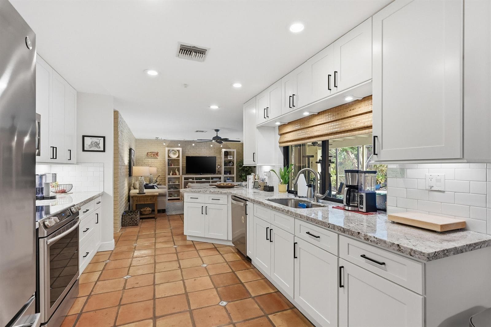 10152 Harbourtown Court photo 8