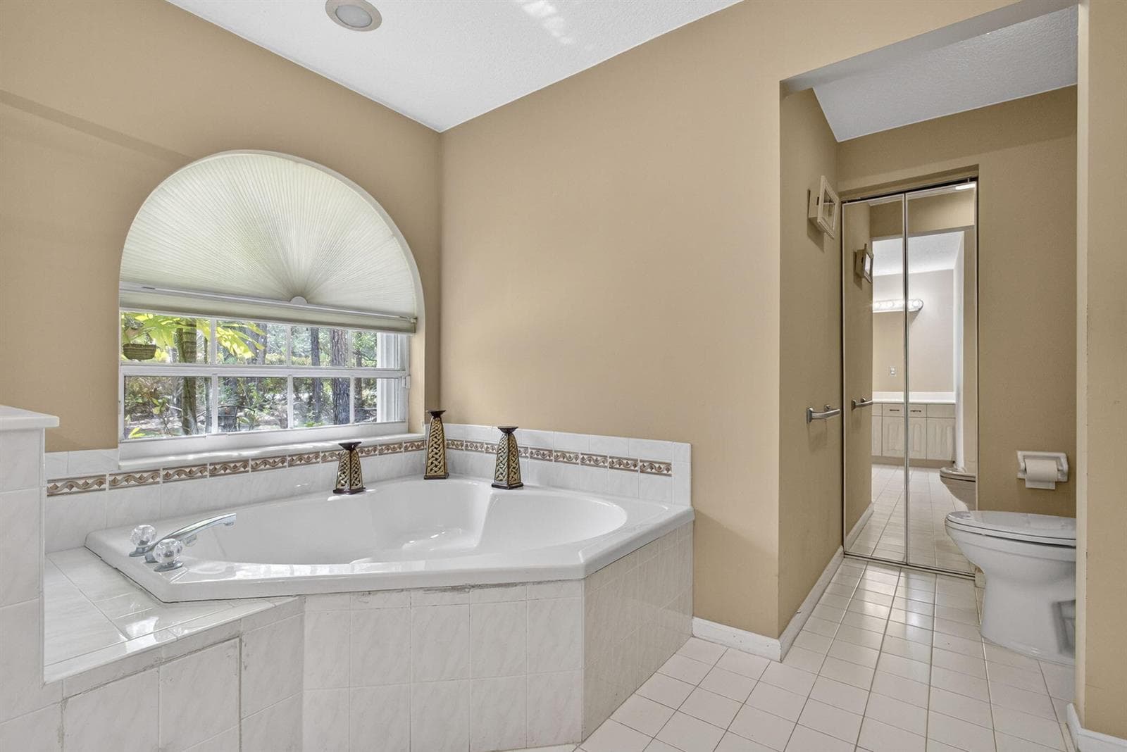 12751 Orange Boulevard photo 22