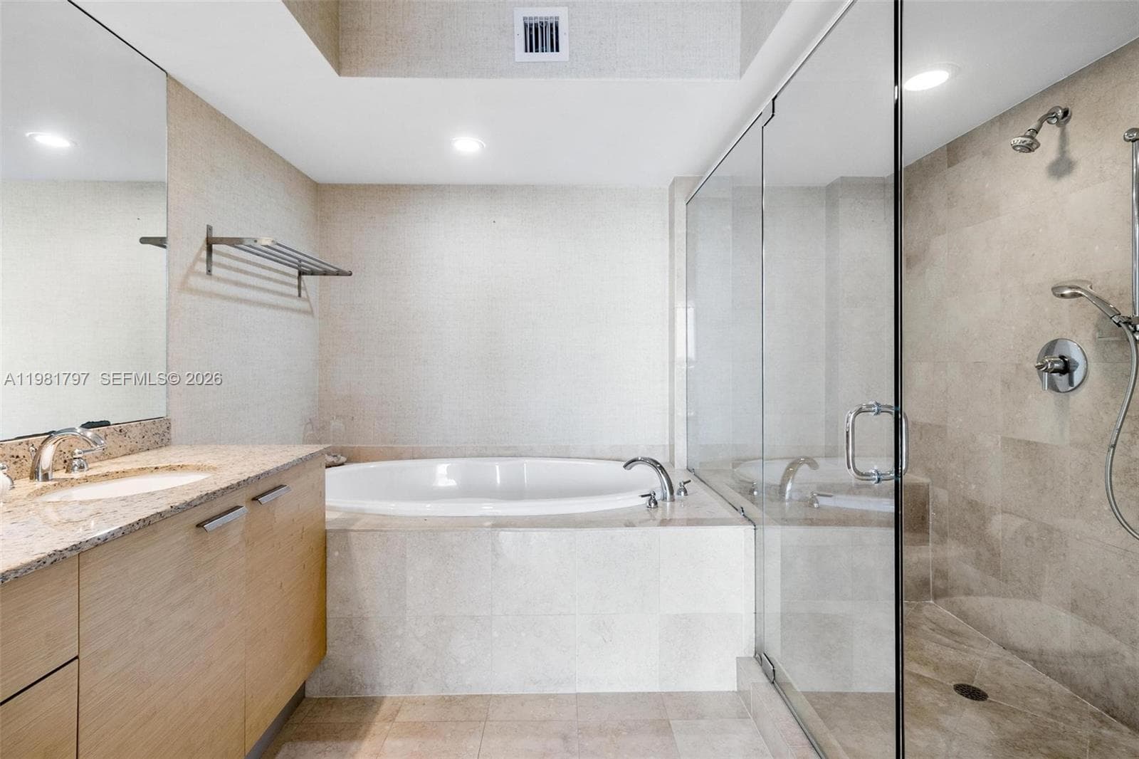1830 S Ocean Dr 2904 photo 14