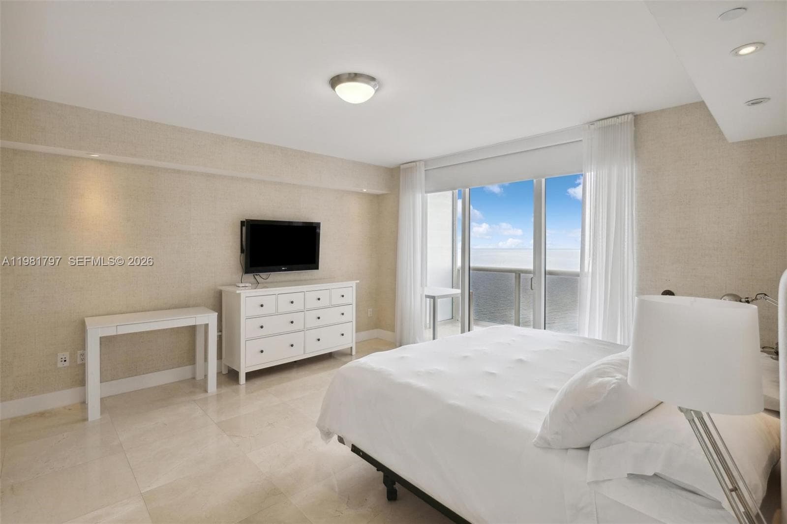 1830 S Ocean Dr 2904 photo 18