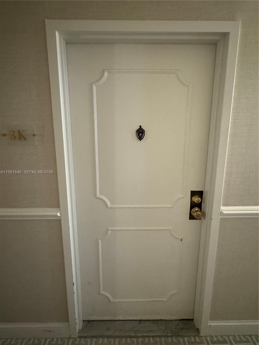 5750 Collins Ave 3K photo 15