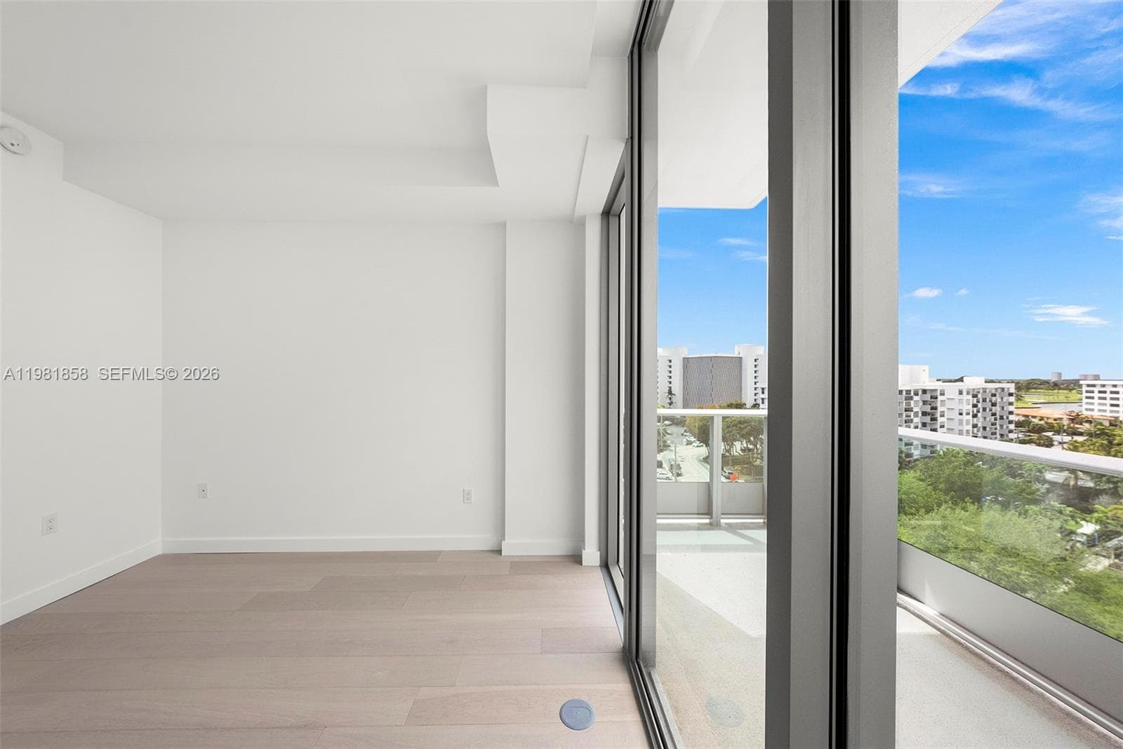 9221 E BAY HARBOR DRIVE 810 photo 13