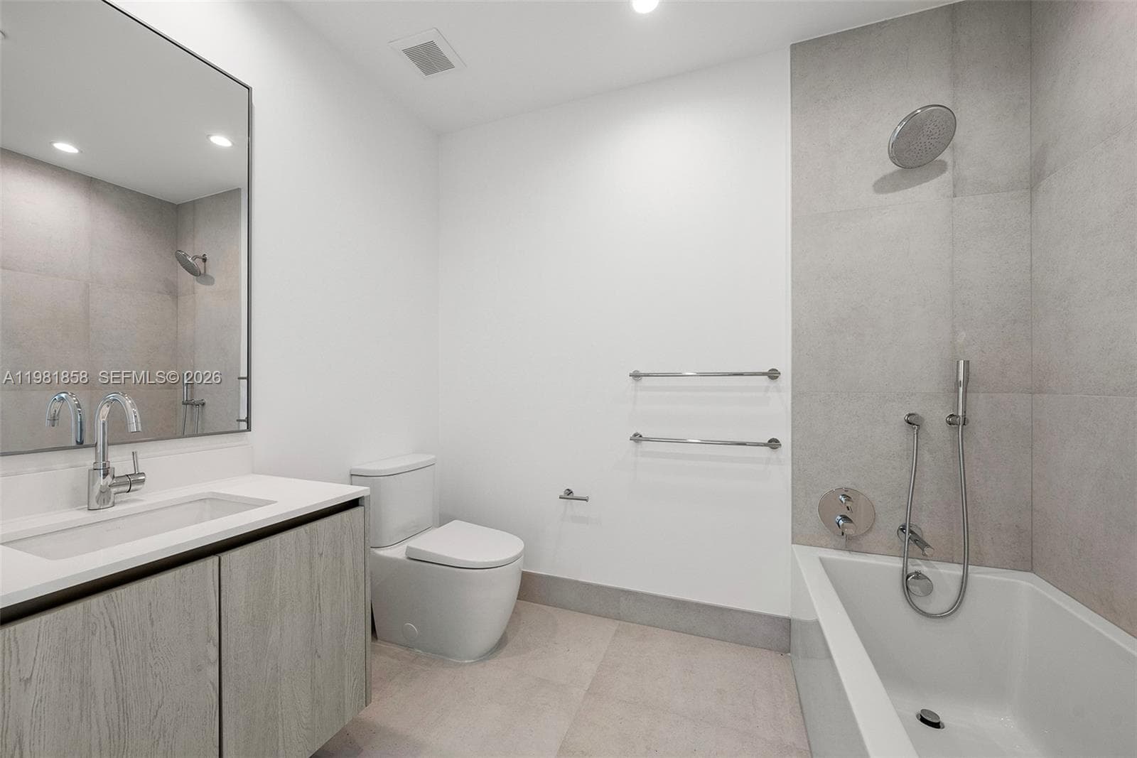 9221 E BAY HARBOR DRIVE 810 photo 10