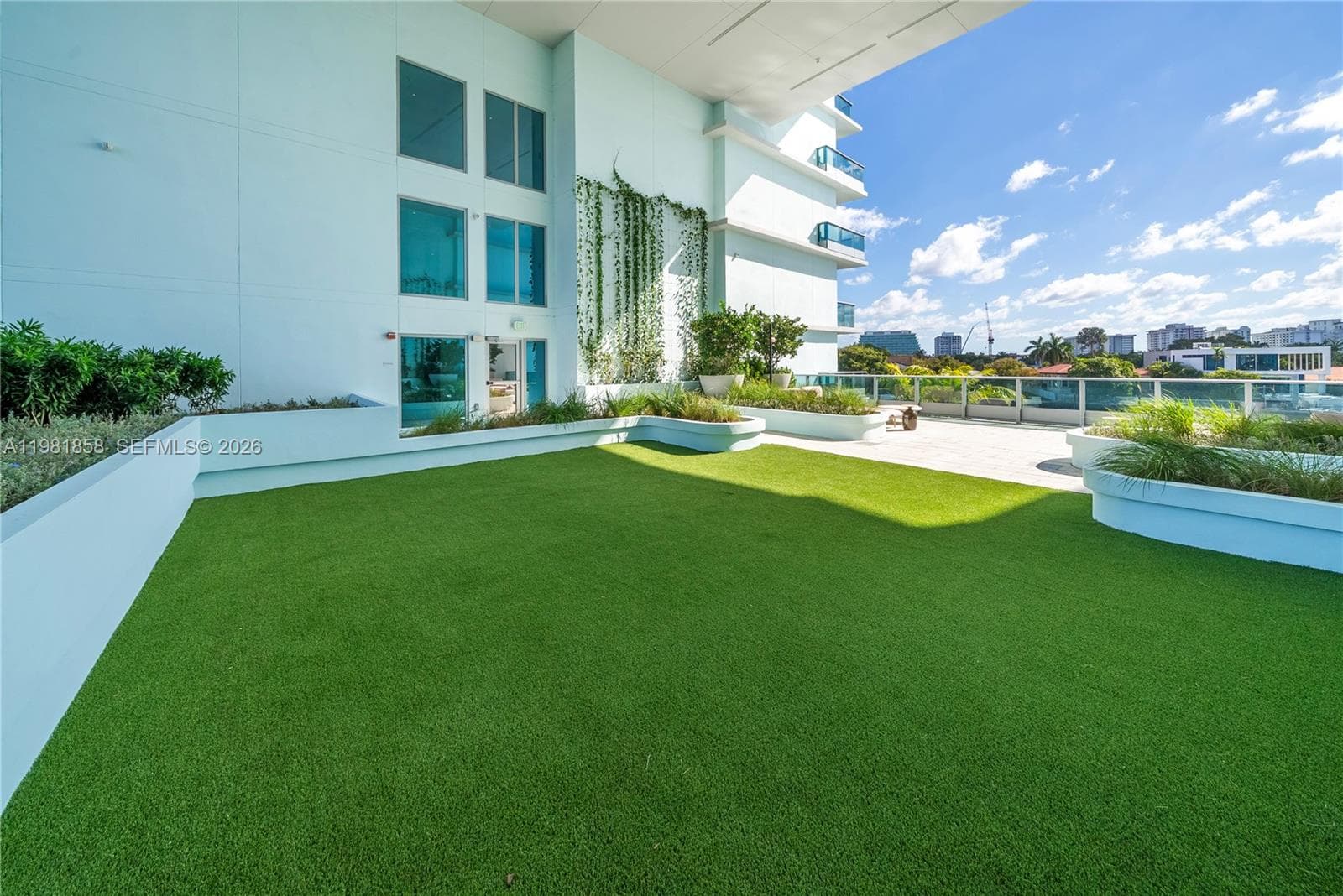 9221 E BAY HARBOR DRIVE 810 photo 19