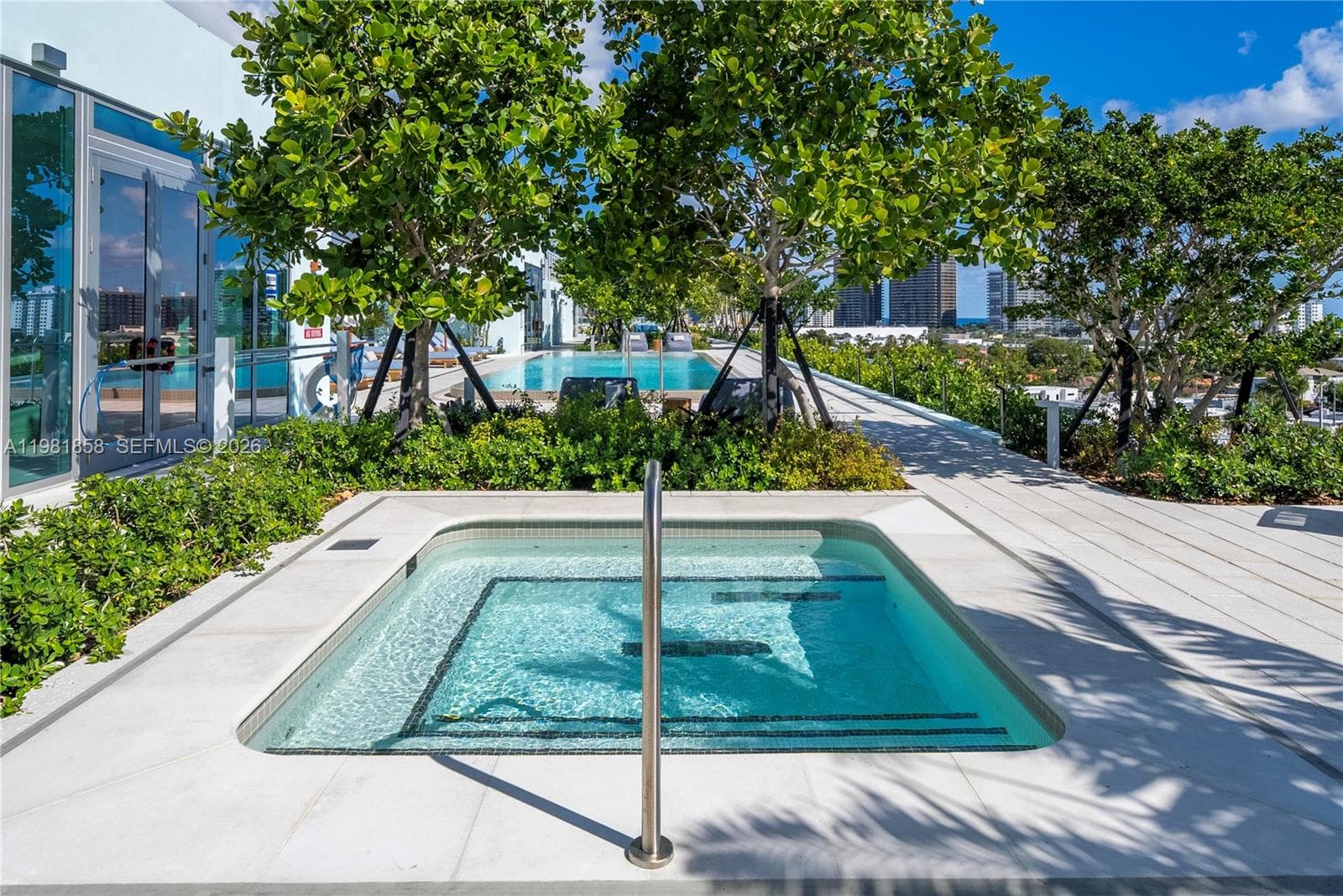 9221 E BAY HARBOR DRIVE 810 photo 25