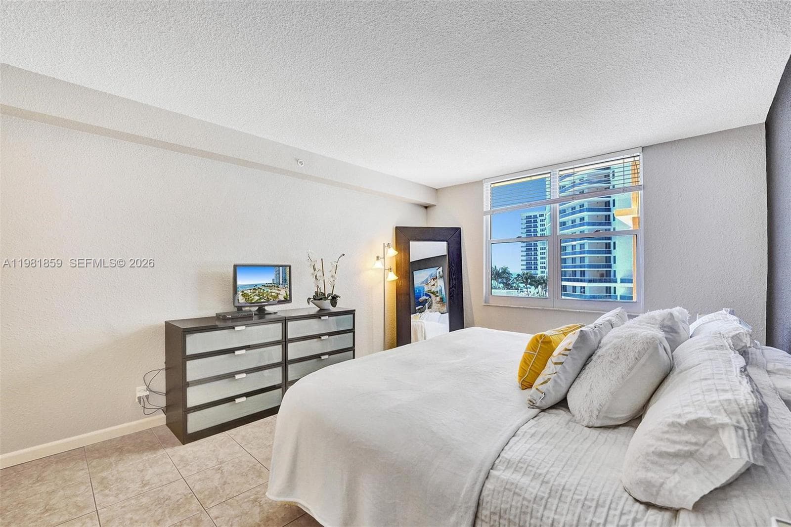 2501 S Ocean Dr 618 (Available Sep 16) photo 18