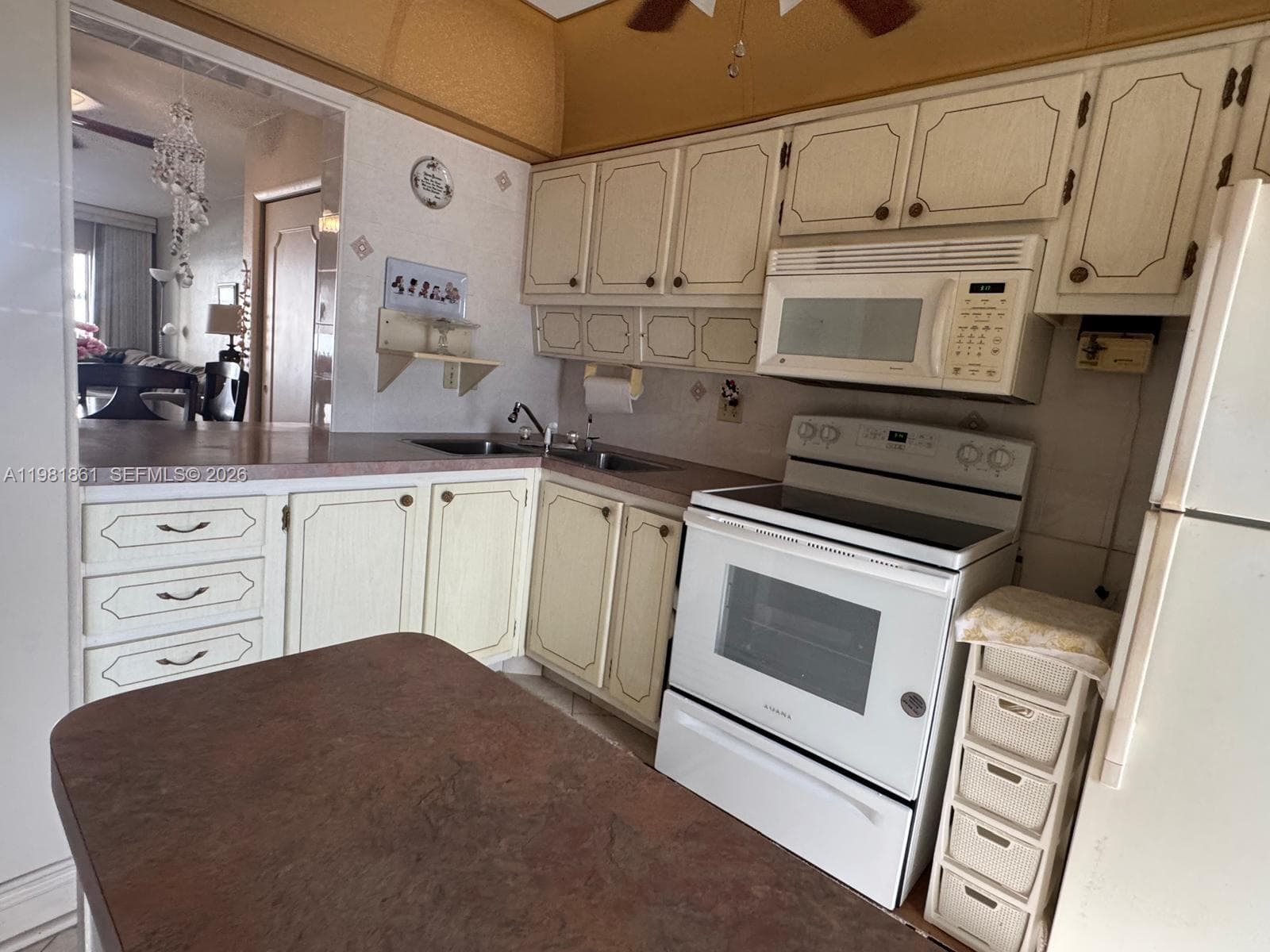 450 Paradise Isle Blvd 209 photo 7