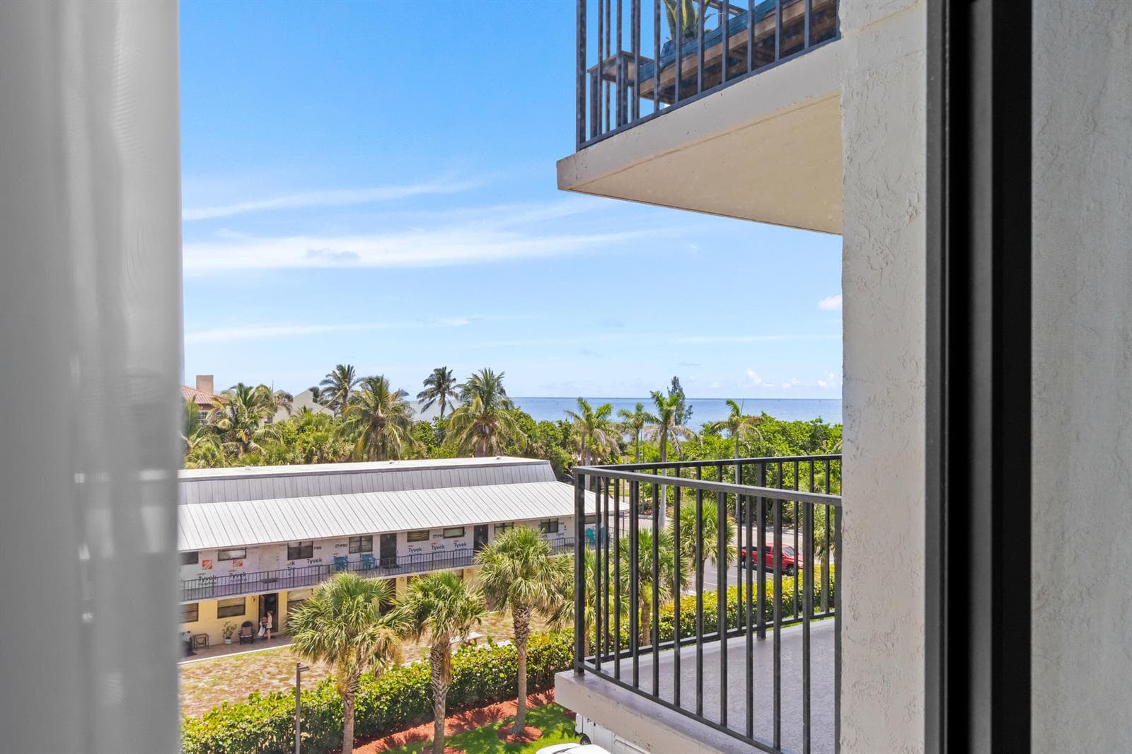 801 S Ocean Drive 503 photo 20