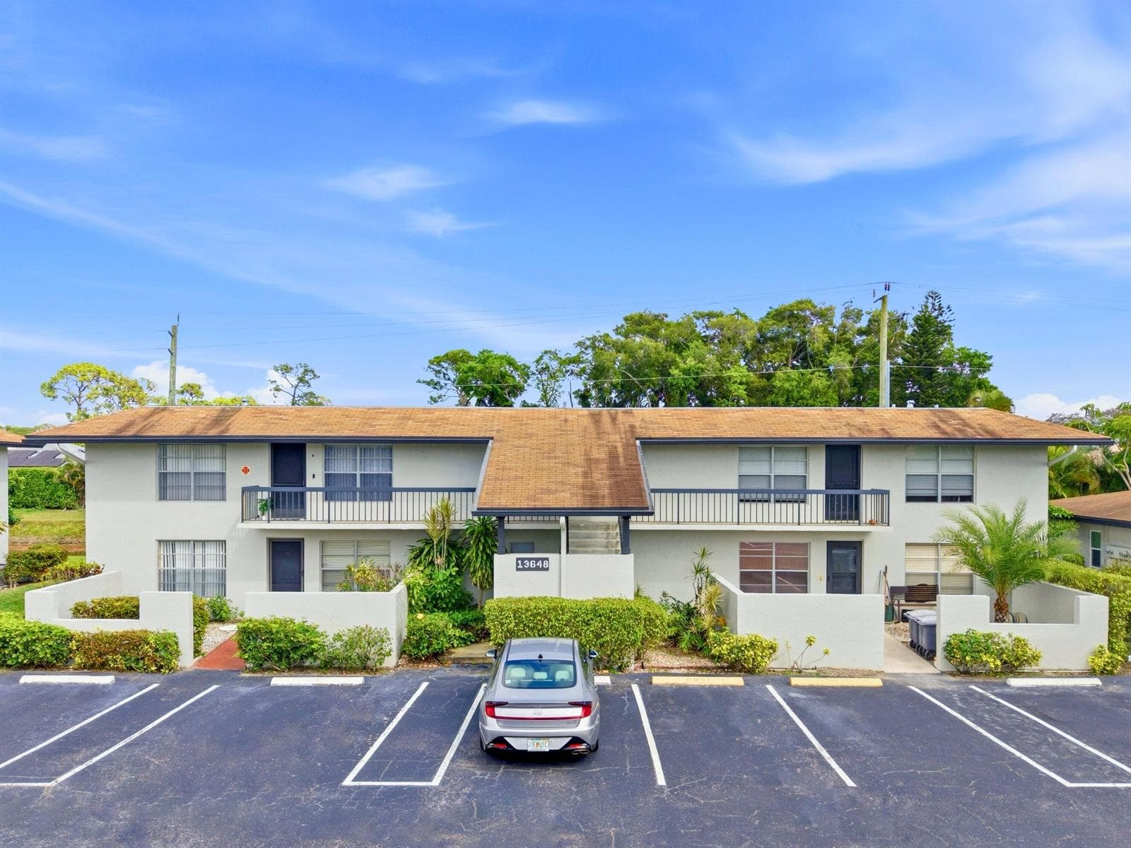 13648 Coconut Palm Court A photo 2