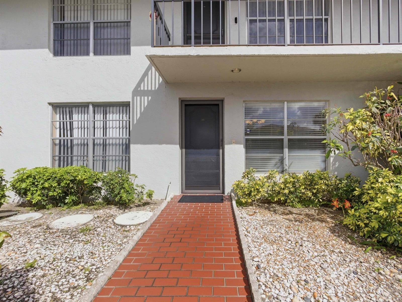 13648 Coconut Palm Court A photo 3
