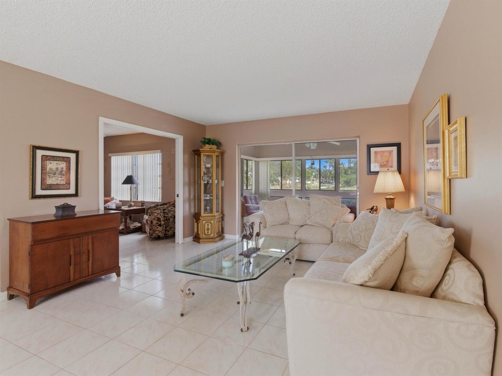13648 Coconut Palm Court A photo 8