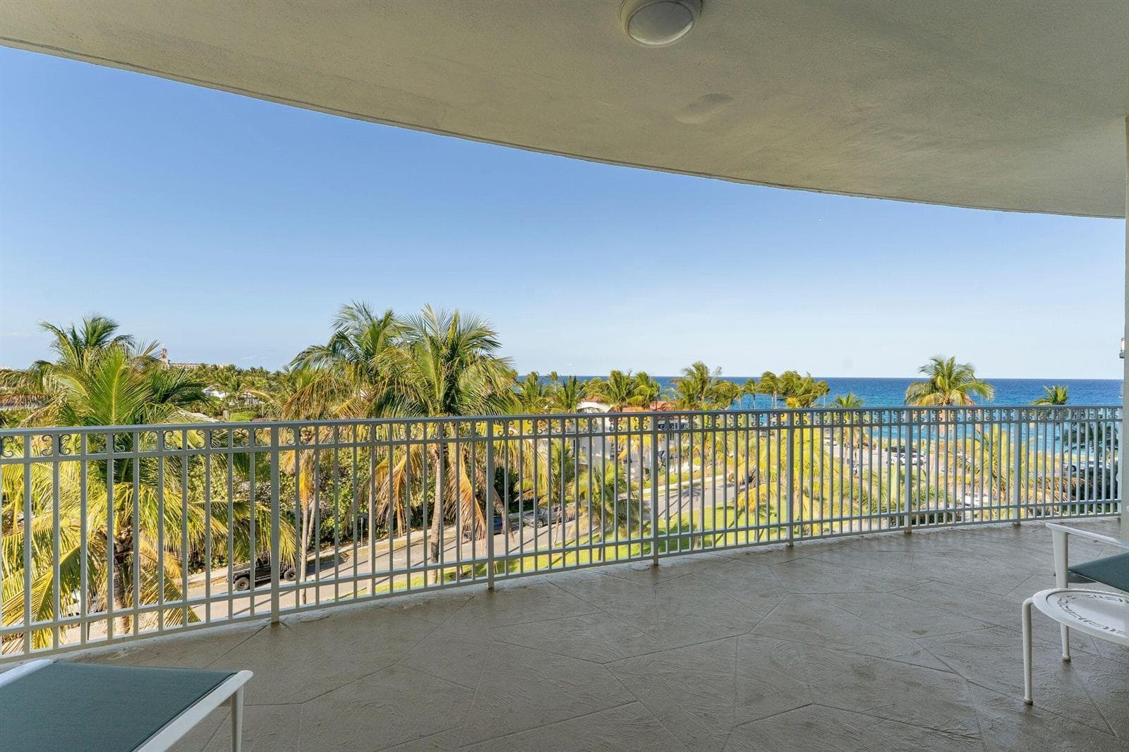 100 Royal Palm Way G5 photo 10