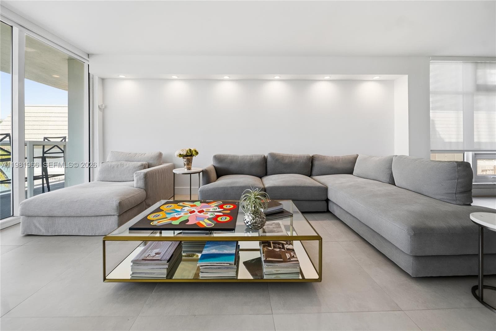 5750 Collins Ave 4F photo 3