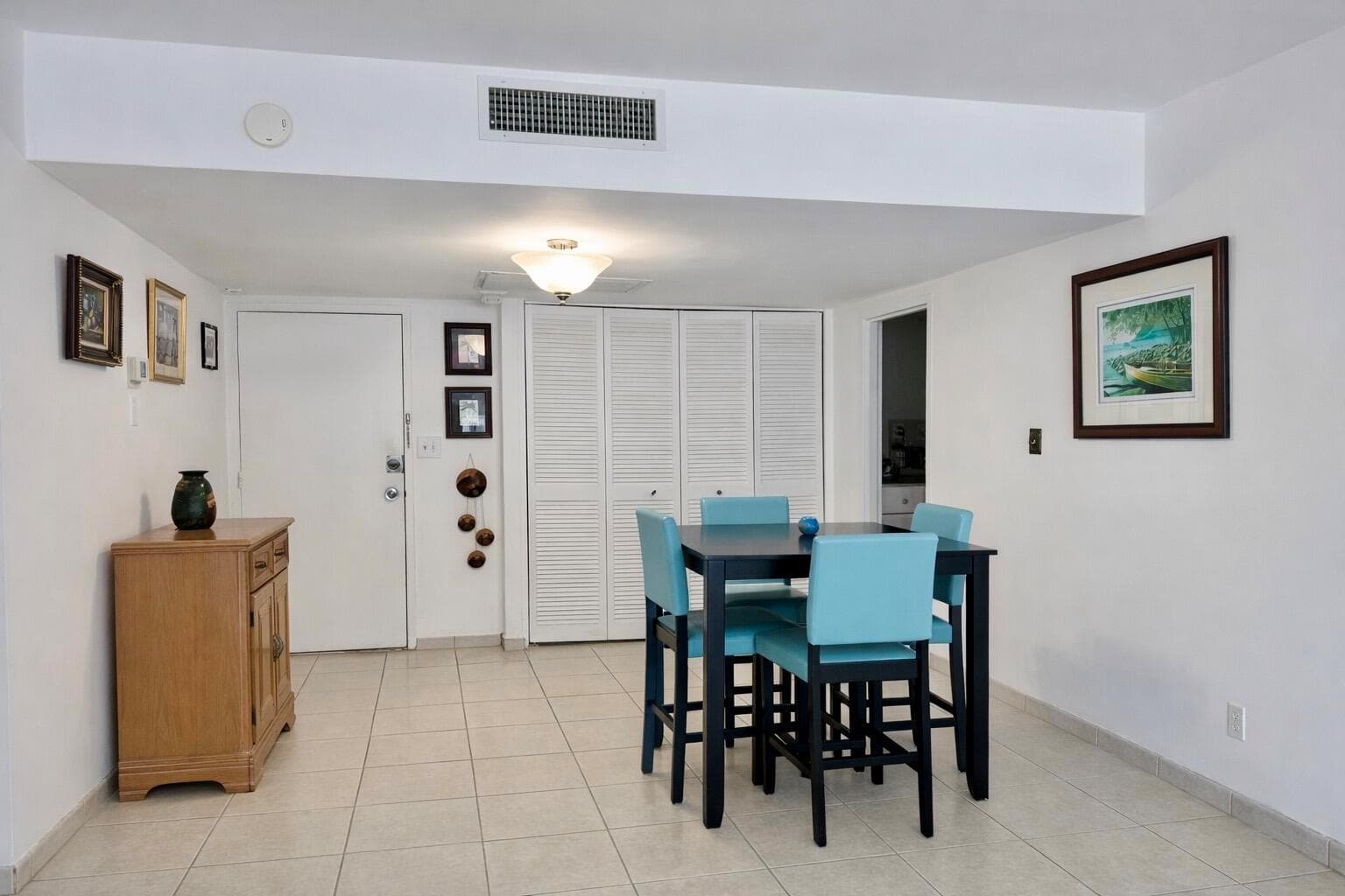 5401 Collins Avenue 1516 photo 9