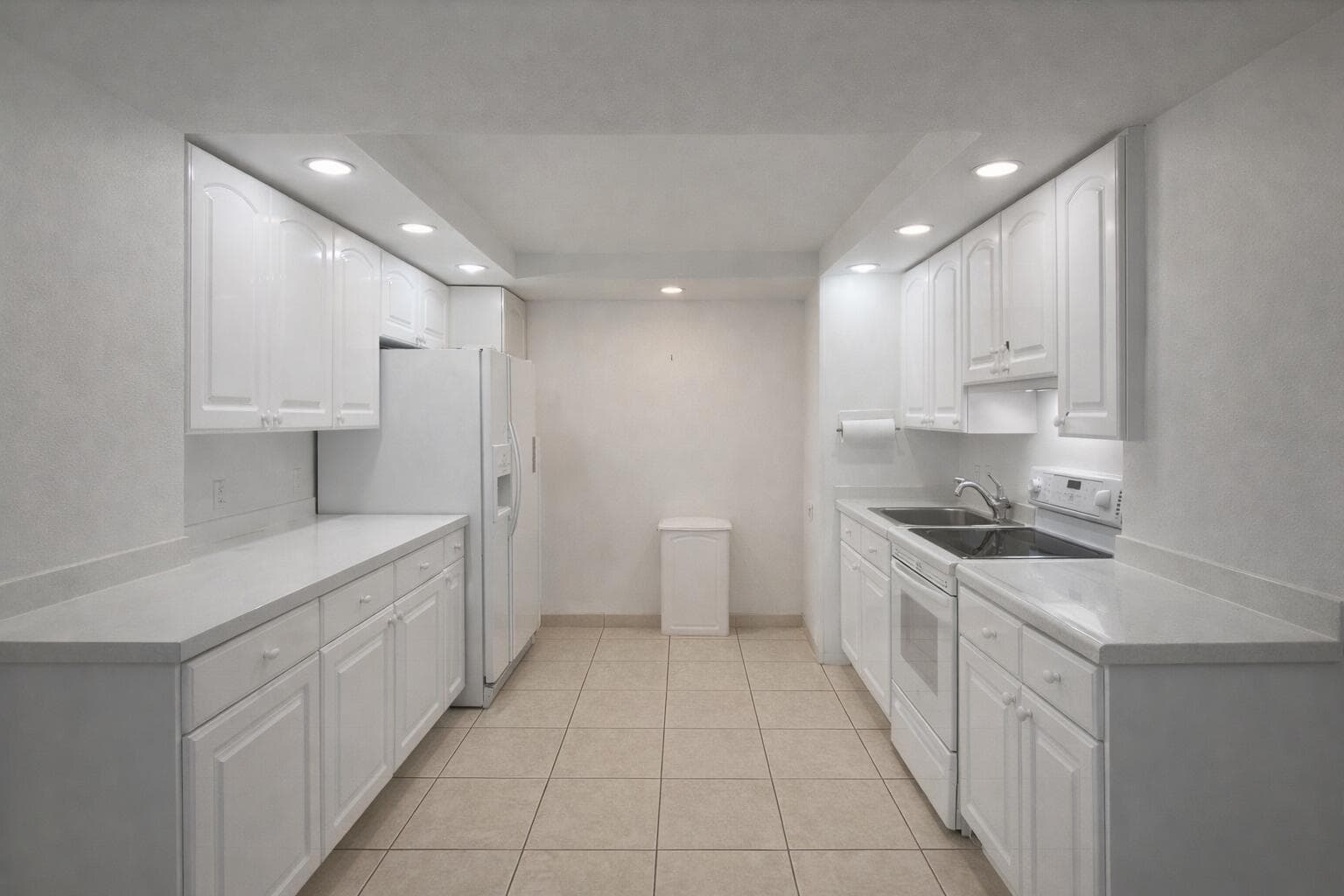5401 Collins Avenue 1516 photo 14