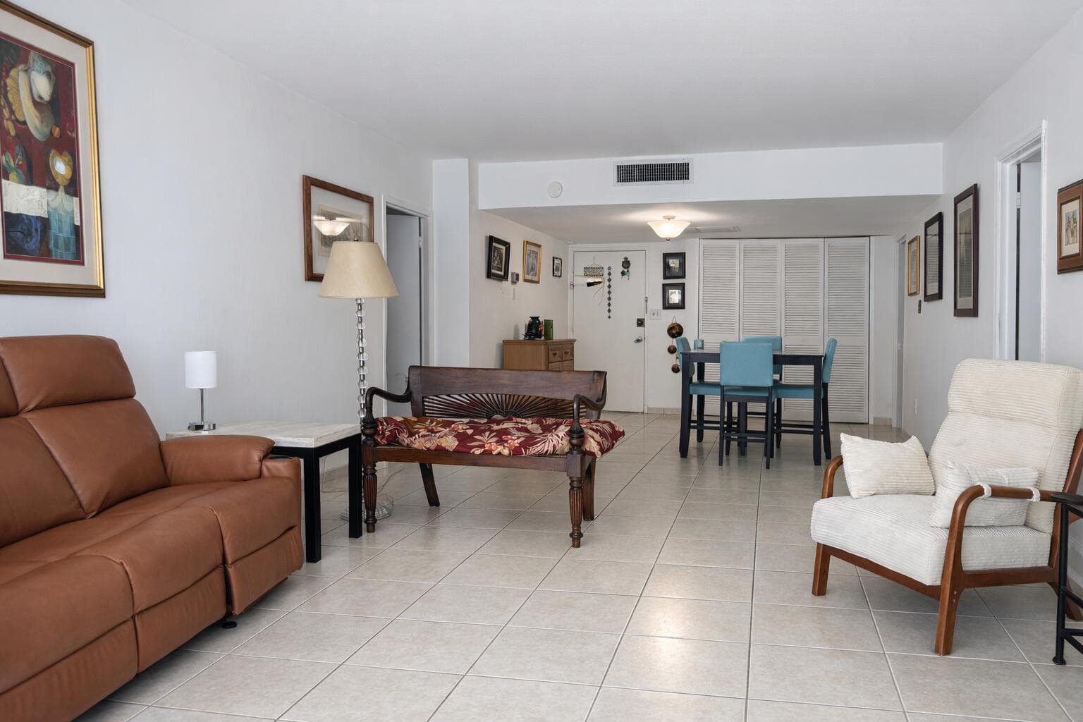 5401 Collins Avenue 1516 photo 8