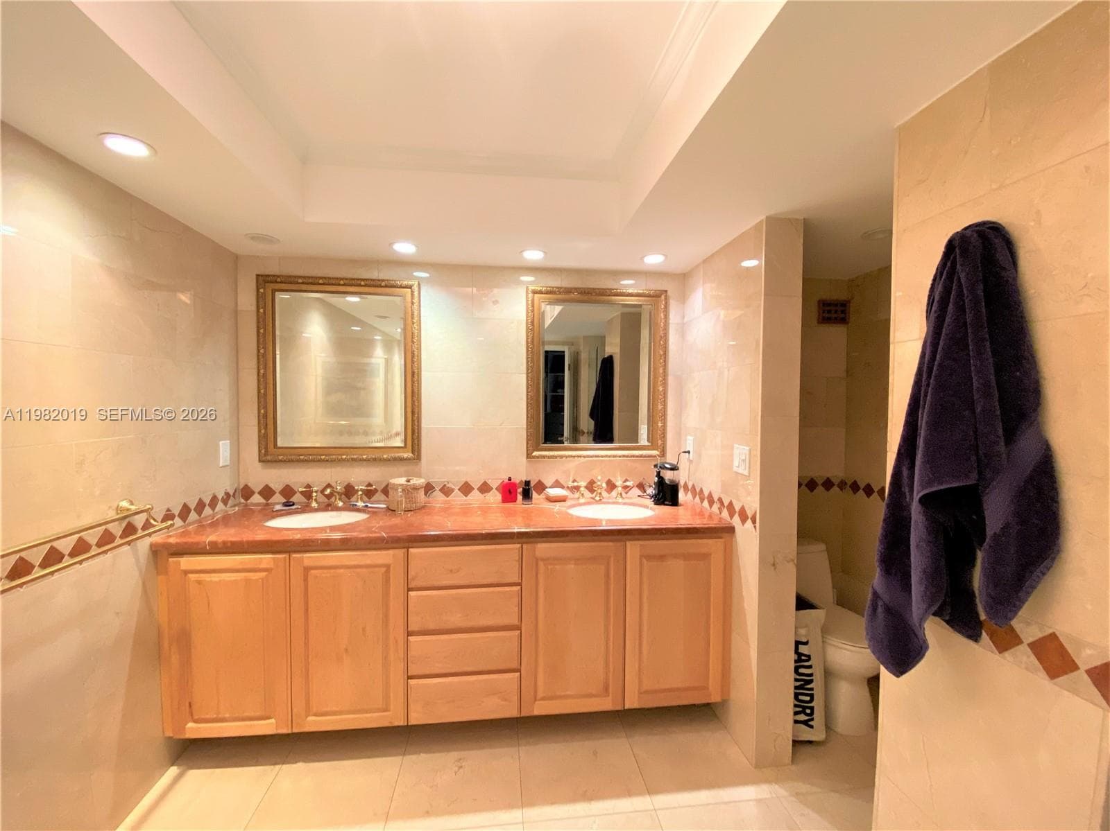 1121 Crandon Blvd F907 photo 24