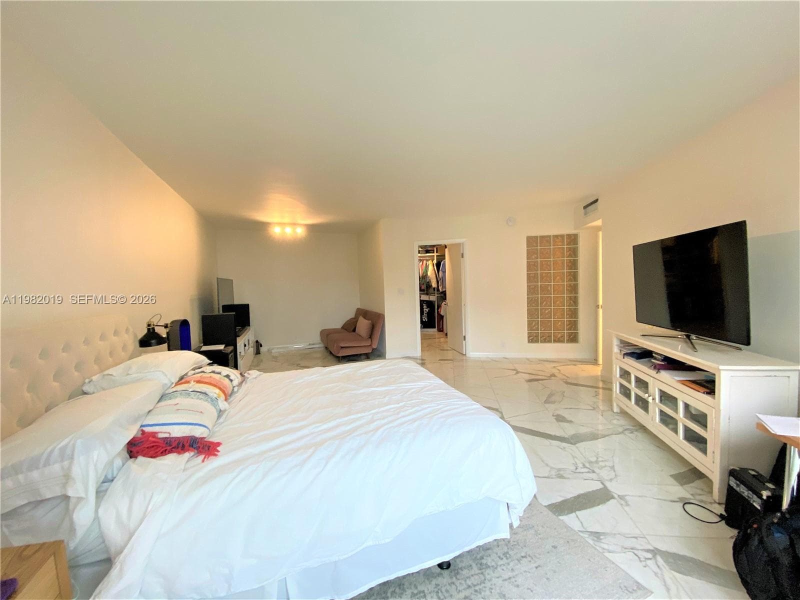 1121 Crandon Blvd F907 photo 19