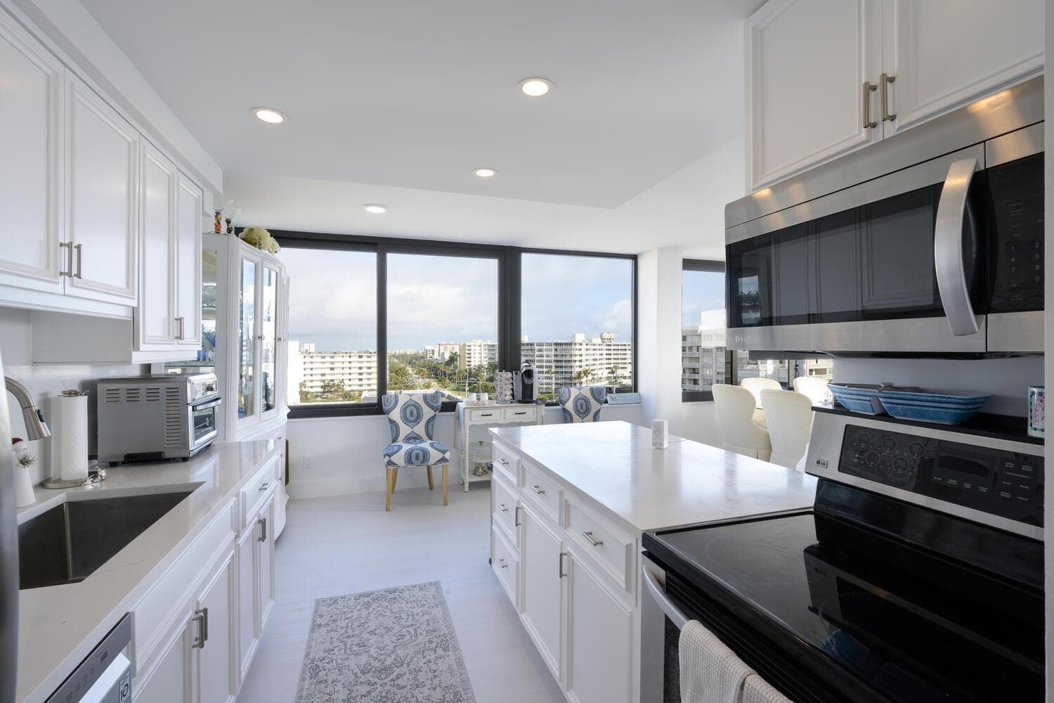 3589 S Ocean Boulevard 801 photo 2