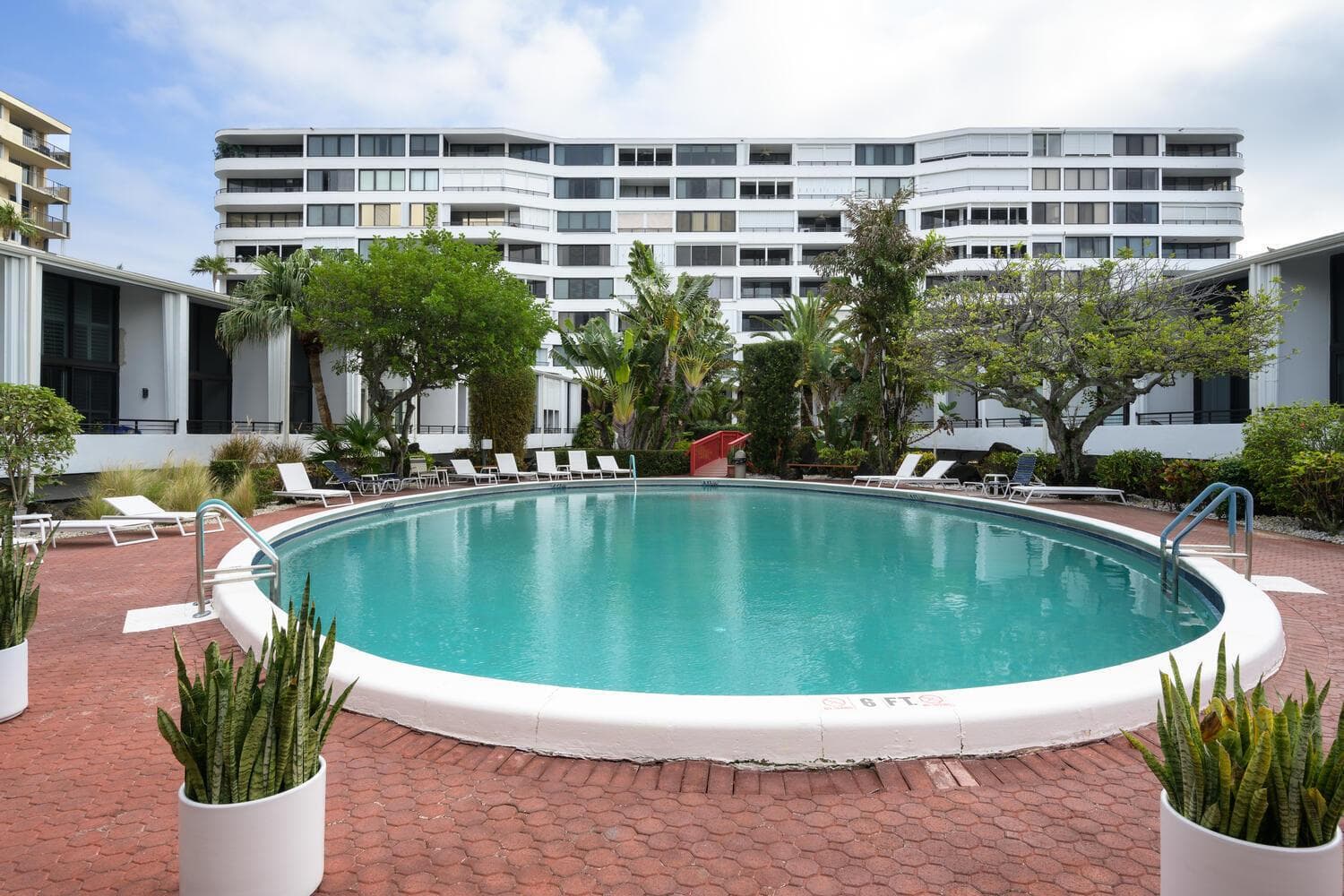 3589 S Ocean Boulevard 801 photo 16