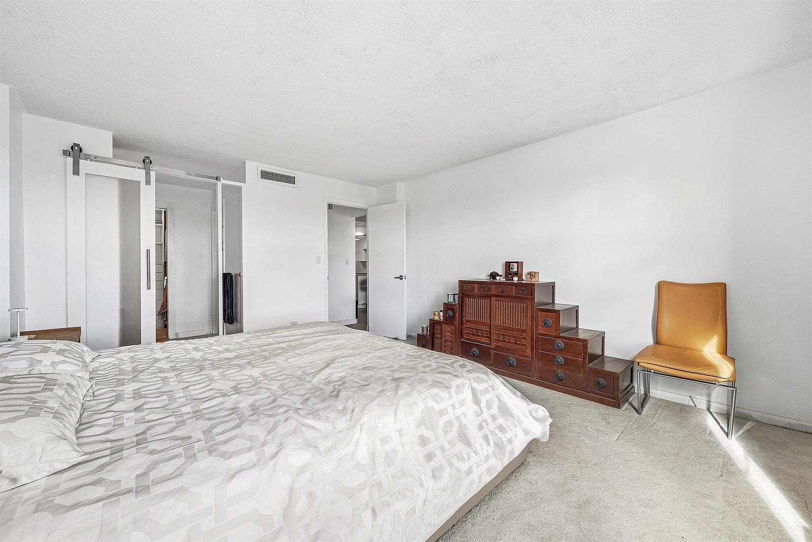 6 Royal Palm Way 605 photo 19