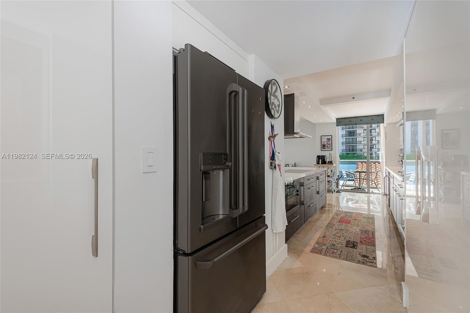 19707 E Turnberry Way 5E photo 10