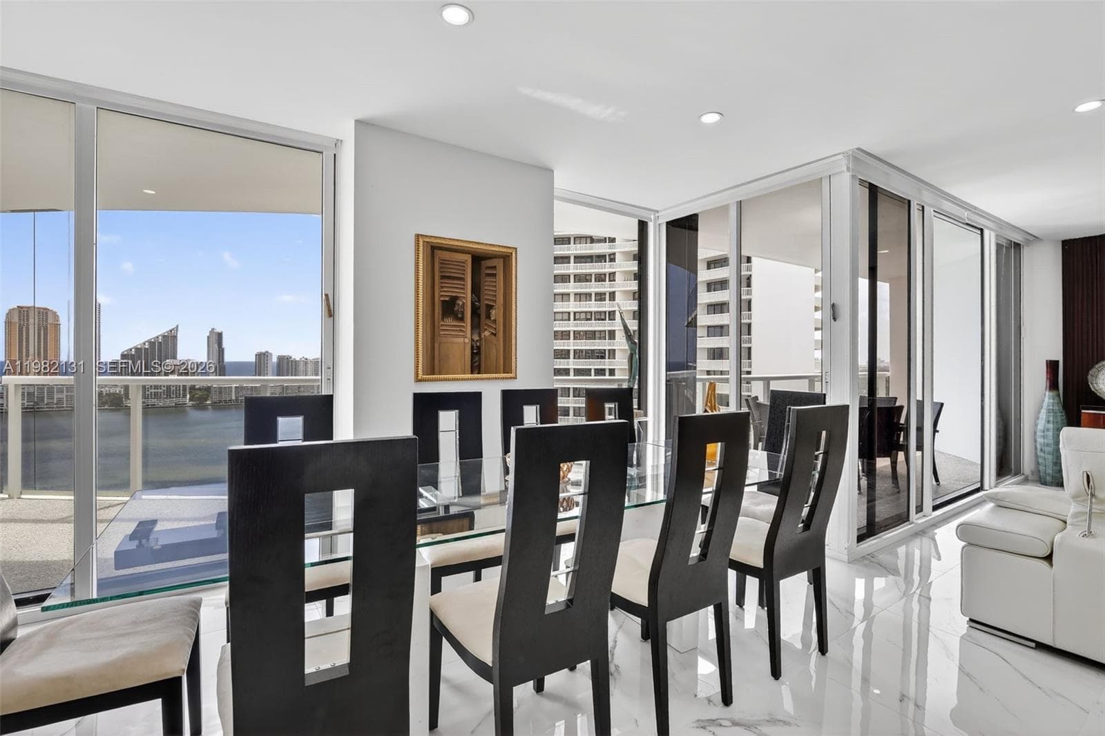 4000 Island Blvd 2301 photo 13