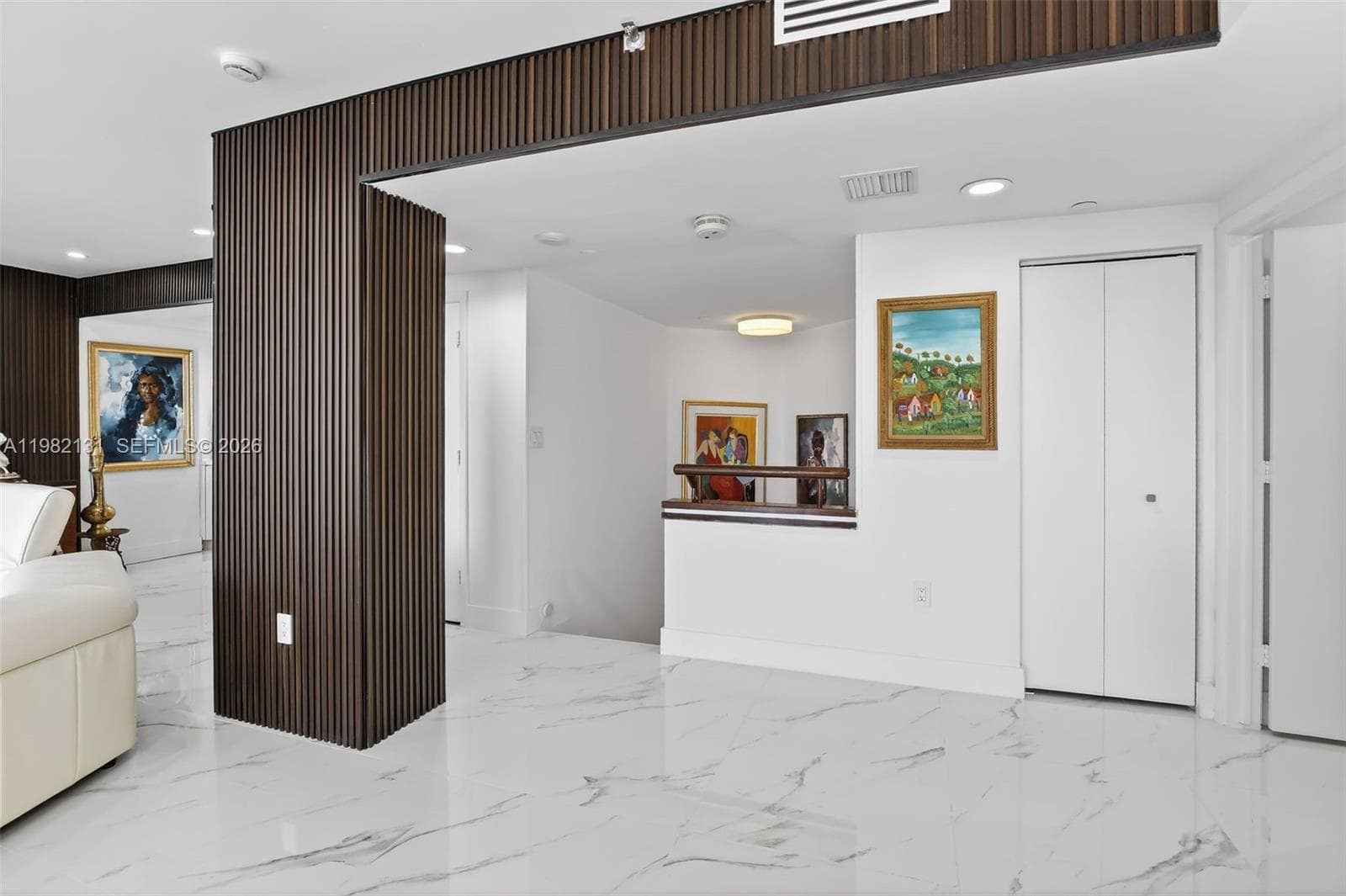 4000 Island Blvd 2301 photo 11