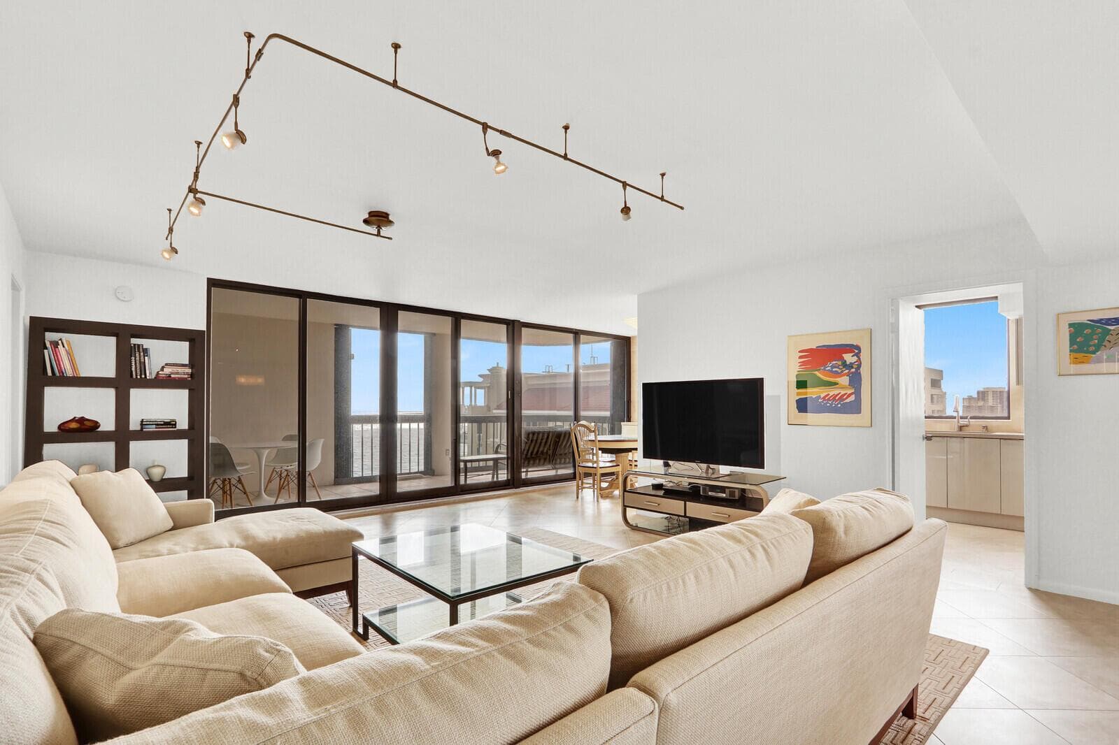 5380 N Ocean Drive 18a photo 7