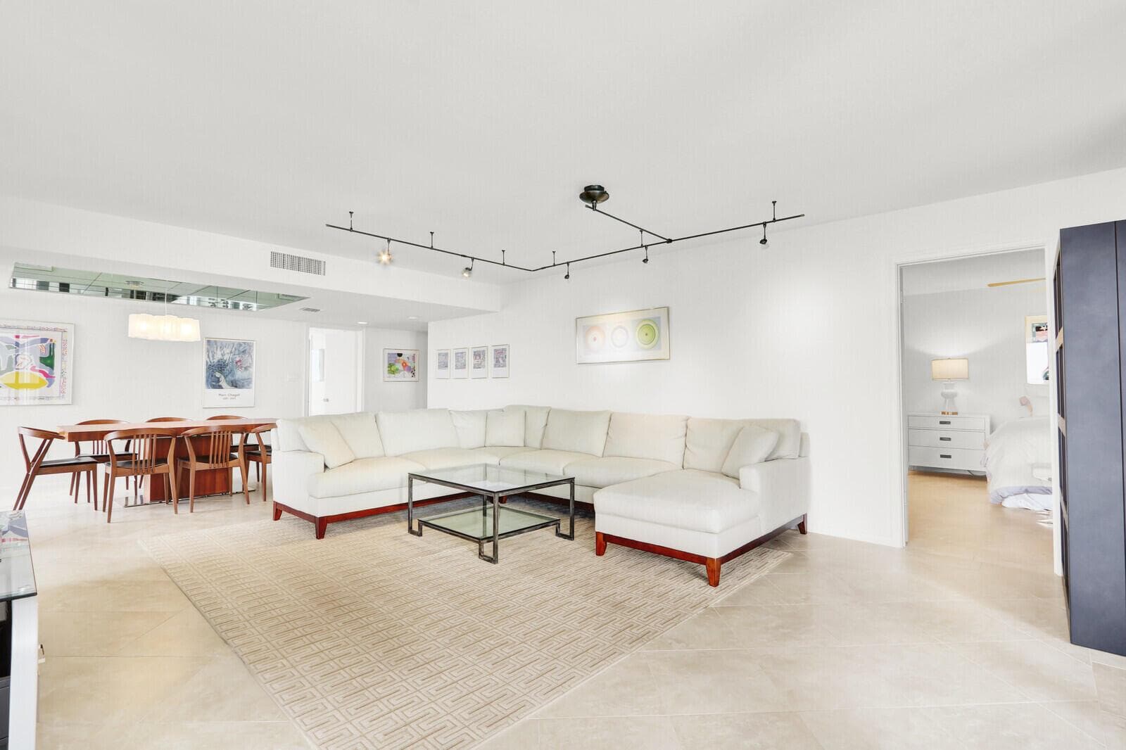 5380 N Ocean Drive 18a photo 5