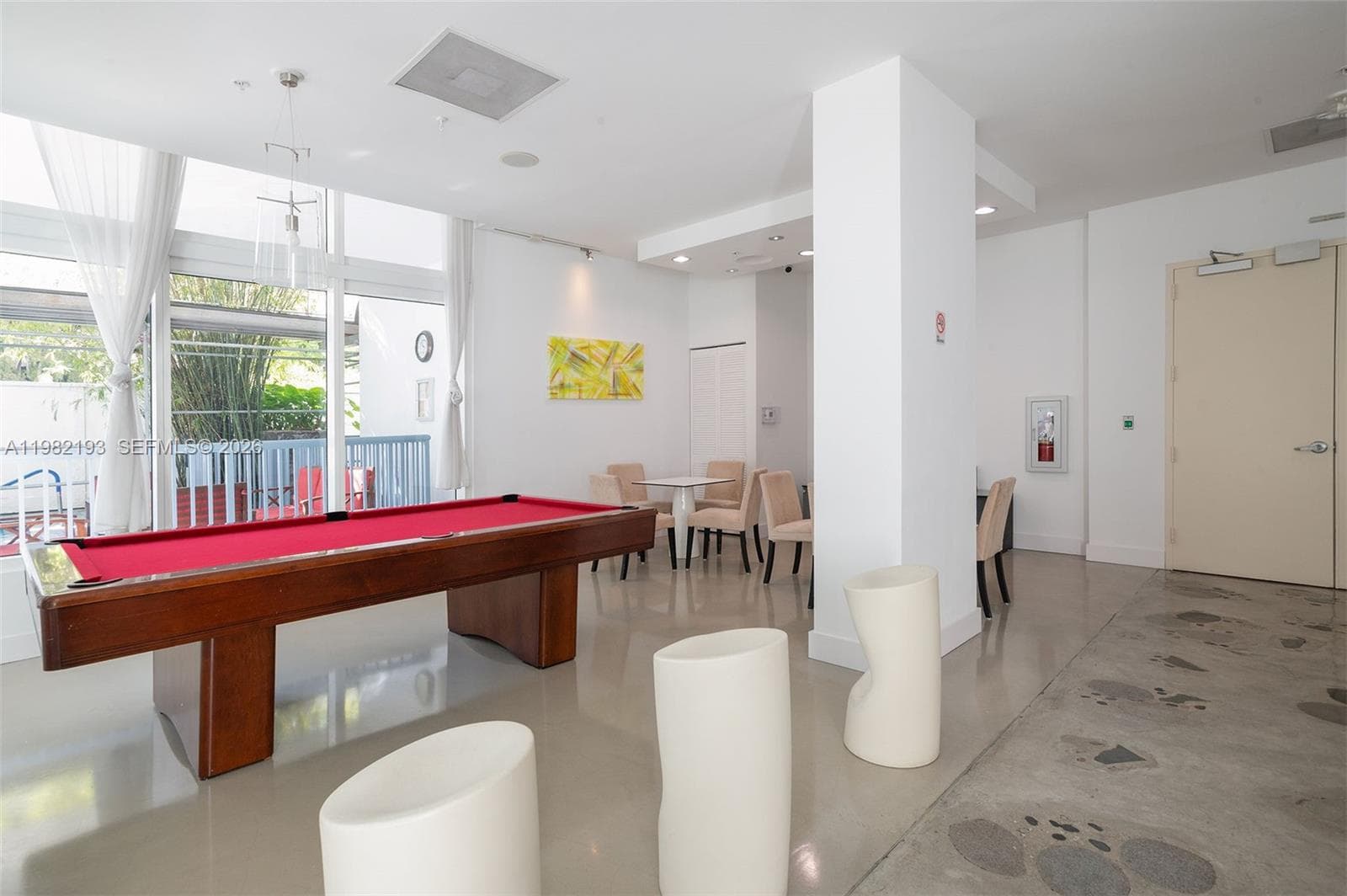234 3rd St 2206 photo 20