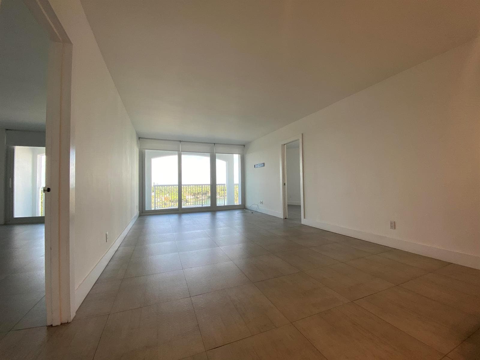 5401 Collins Avenue 620 photo 5