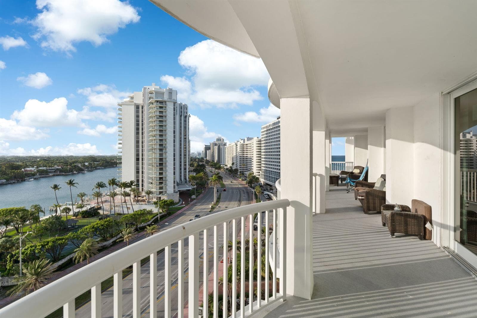 5401 Collins Avenue 620 photo 24