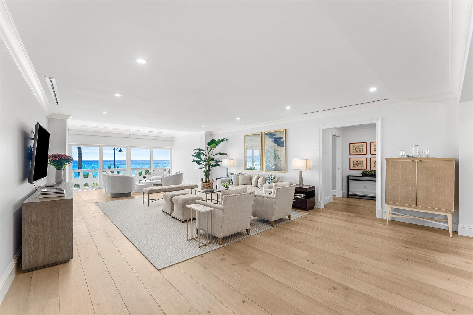 300 S Ocean Boulevard 2d photo 6