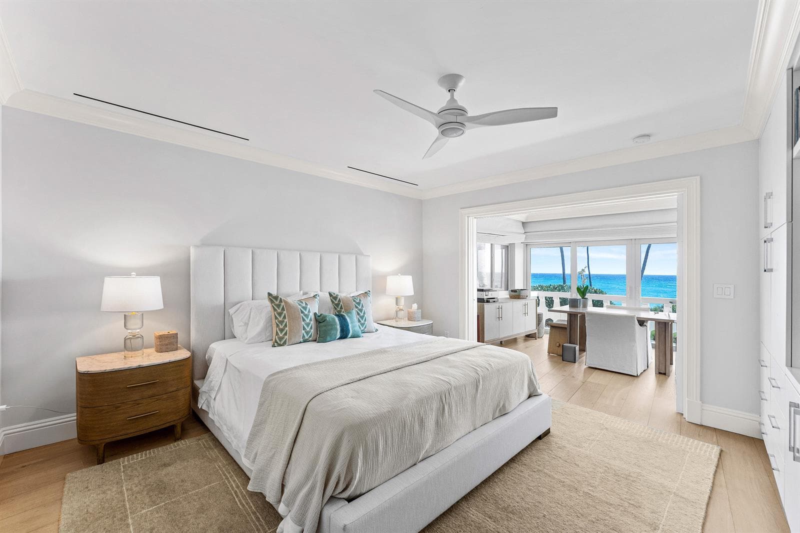 300 S Ocean Boulevard 2d photo 17
