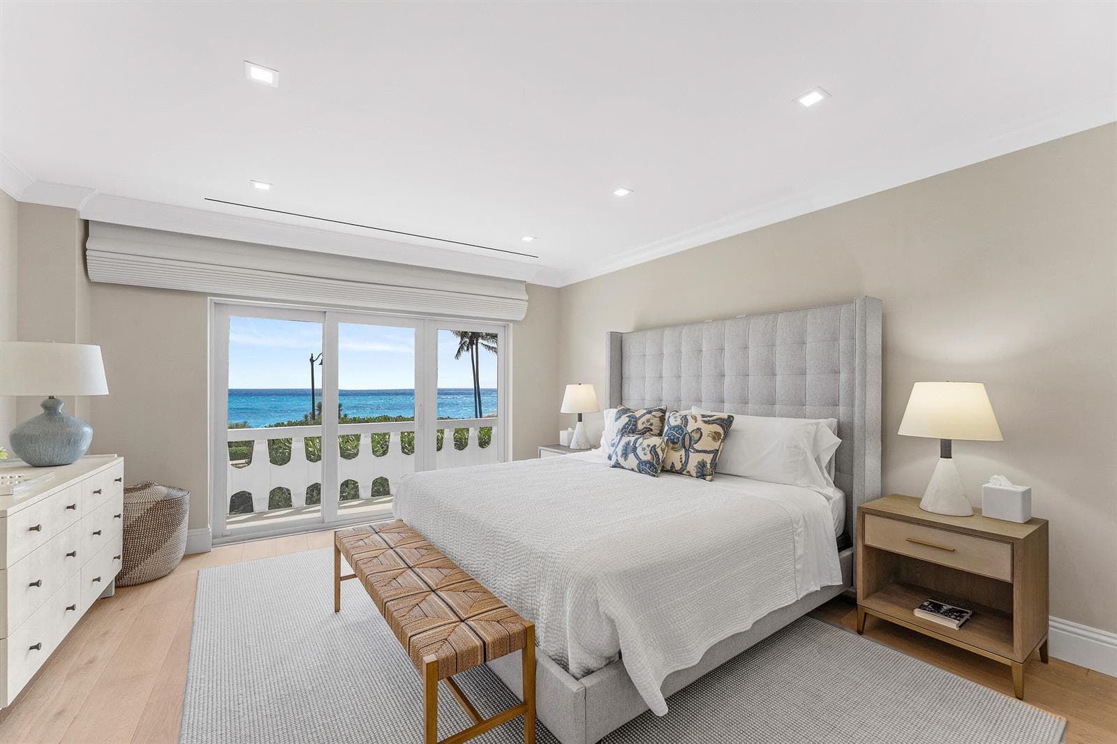300 S Ocean Boulevard 2d photo 24