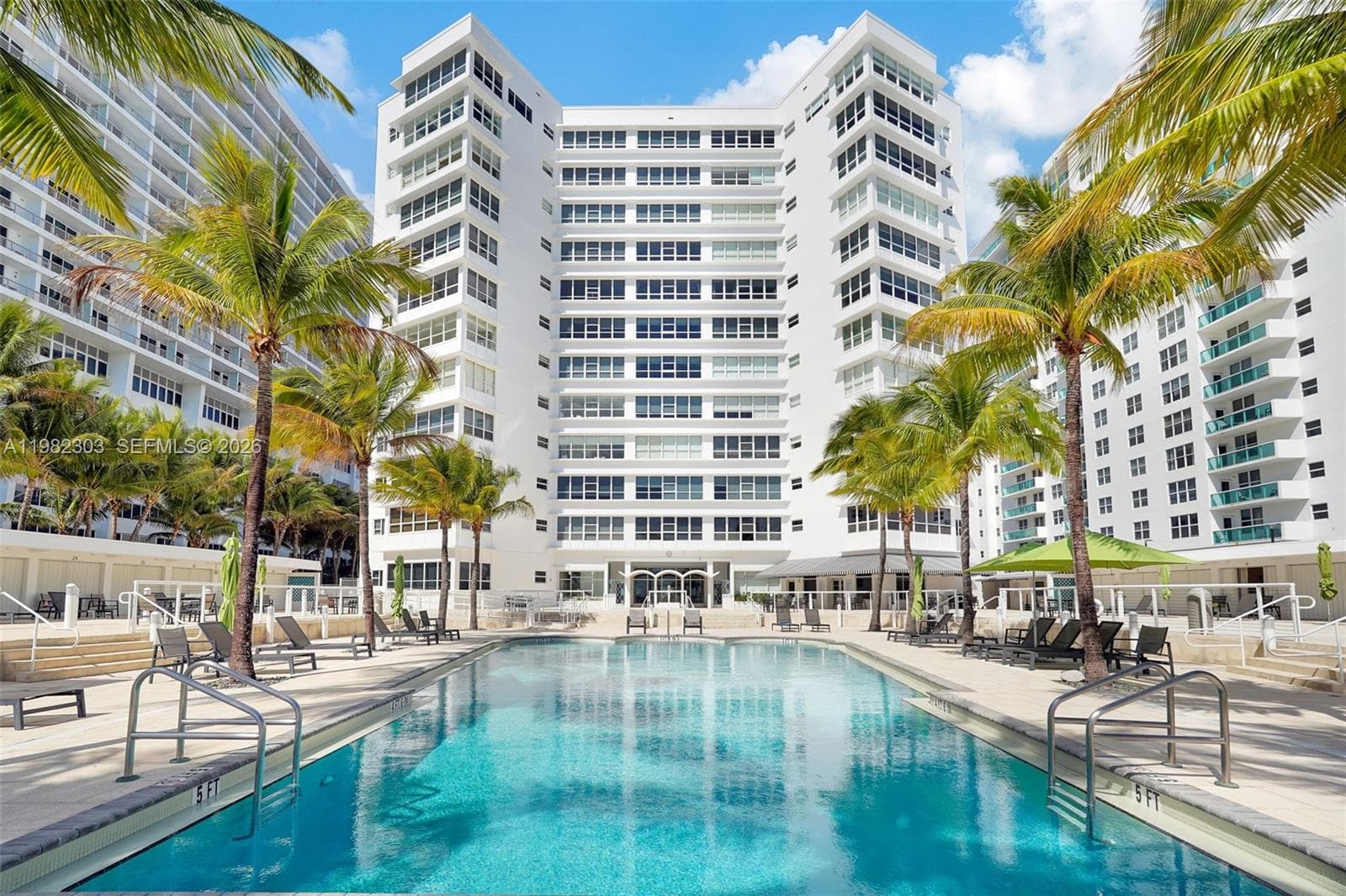 4925 Collins Ave 4A photo 4
