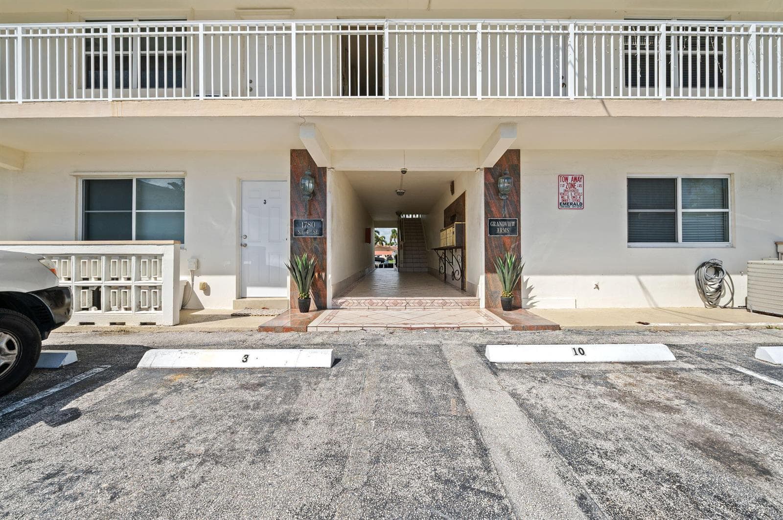 1780 SE 4th Street photo 5