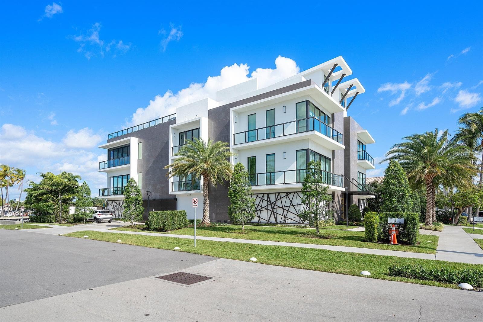 344 Venetian Drive #101 4