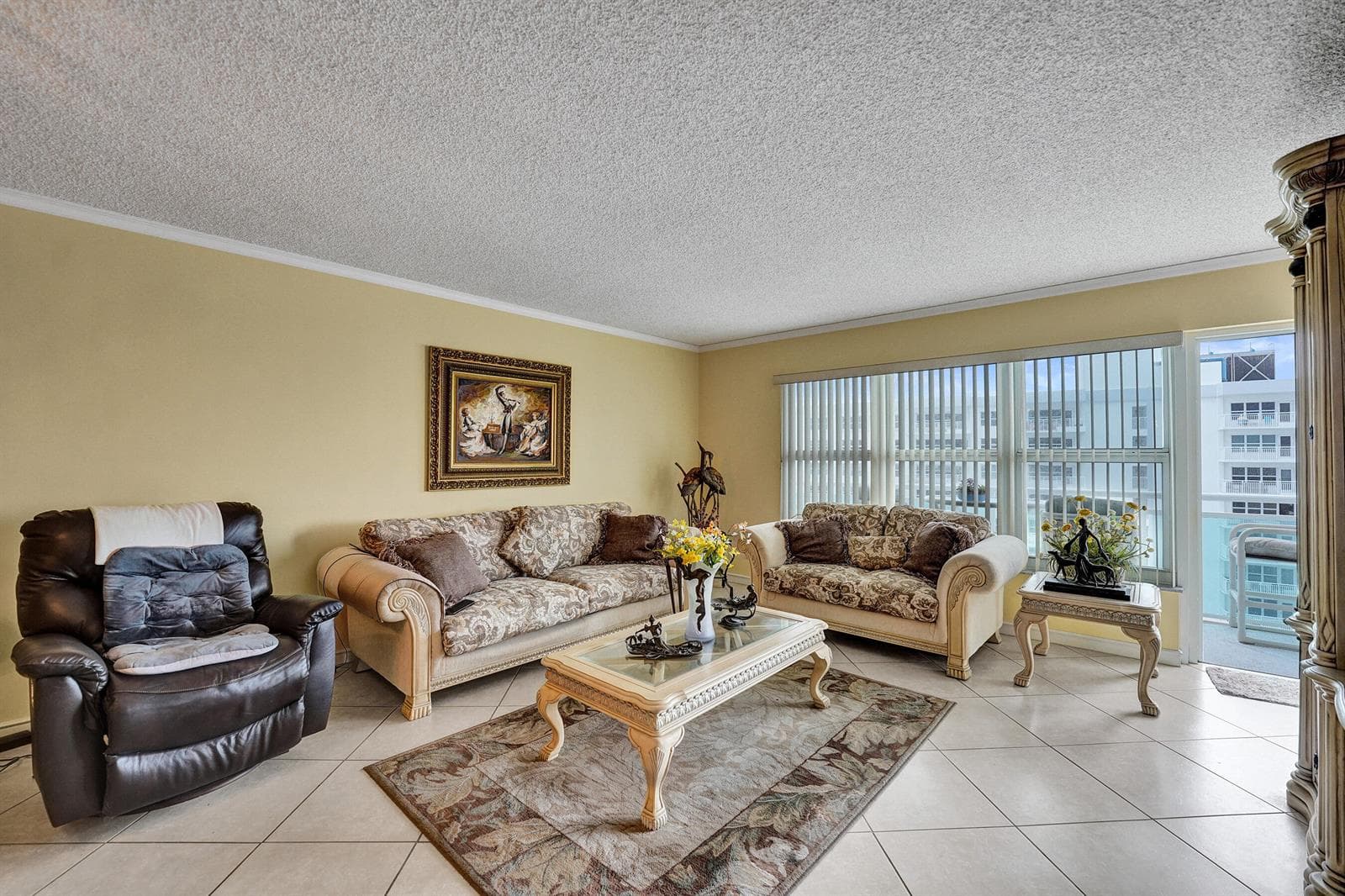 3900 Galt Ocean Drive Apt 1804 photo 11