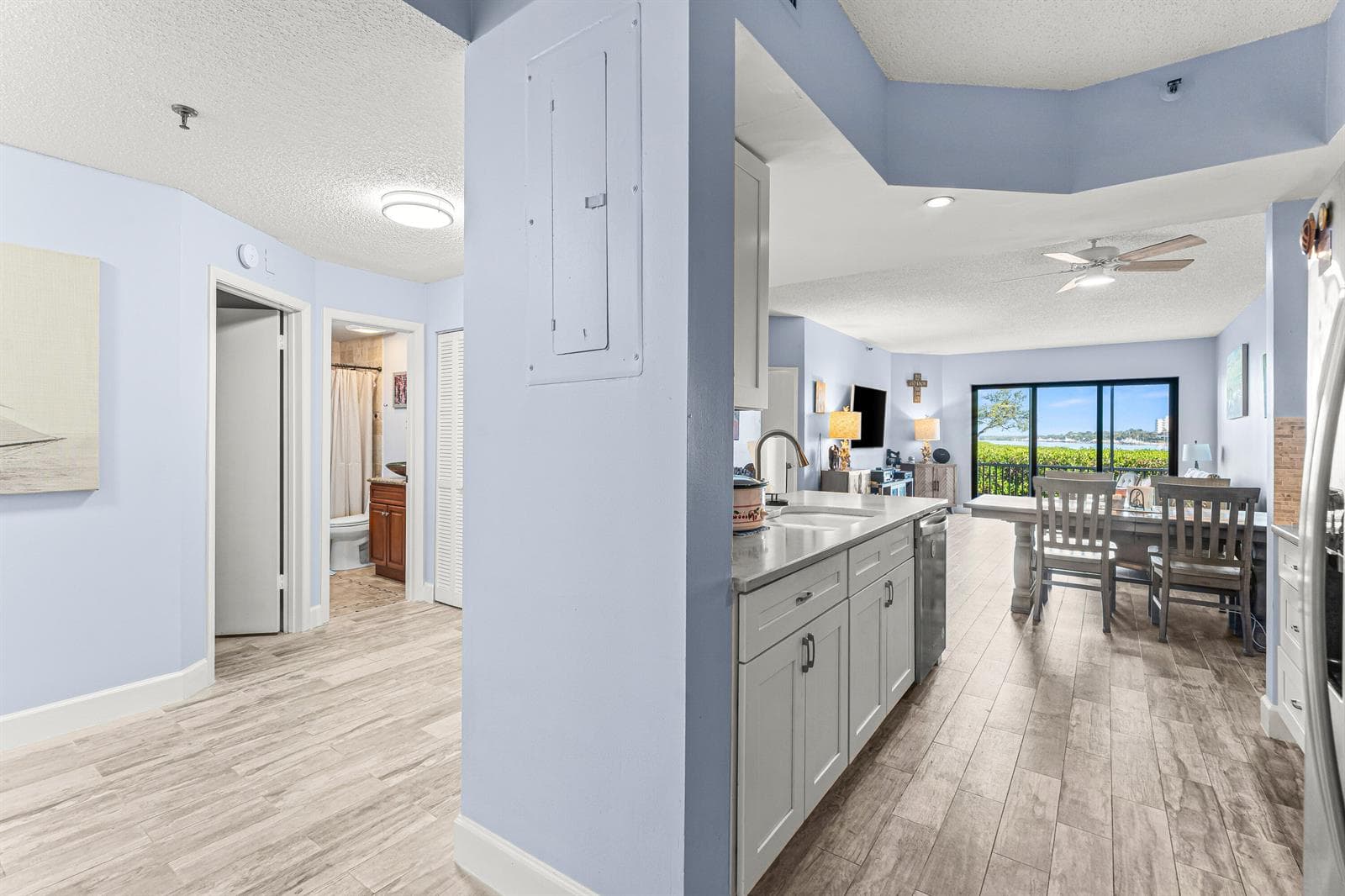 200 Waterway Road 104 photo 7