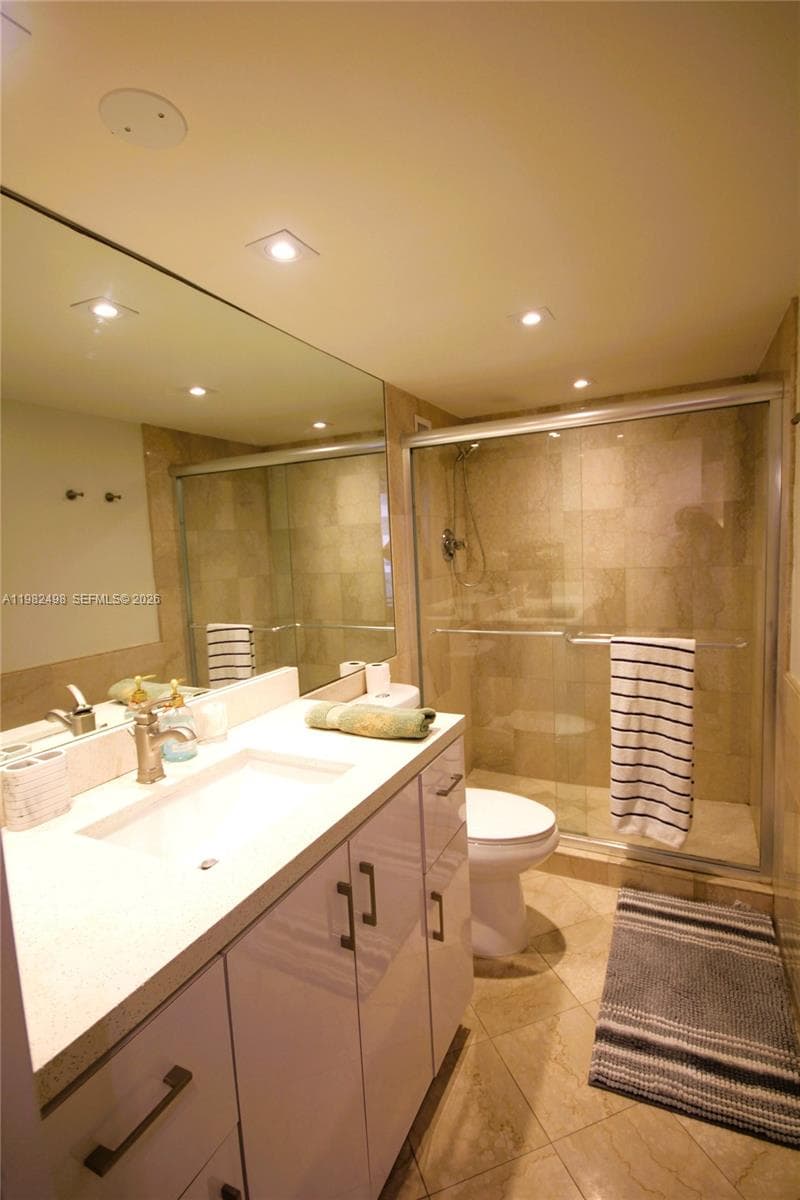 5161 COLLINS AV 1004 photo 16