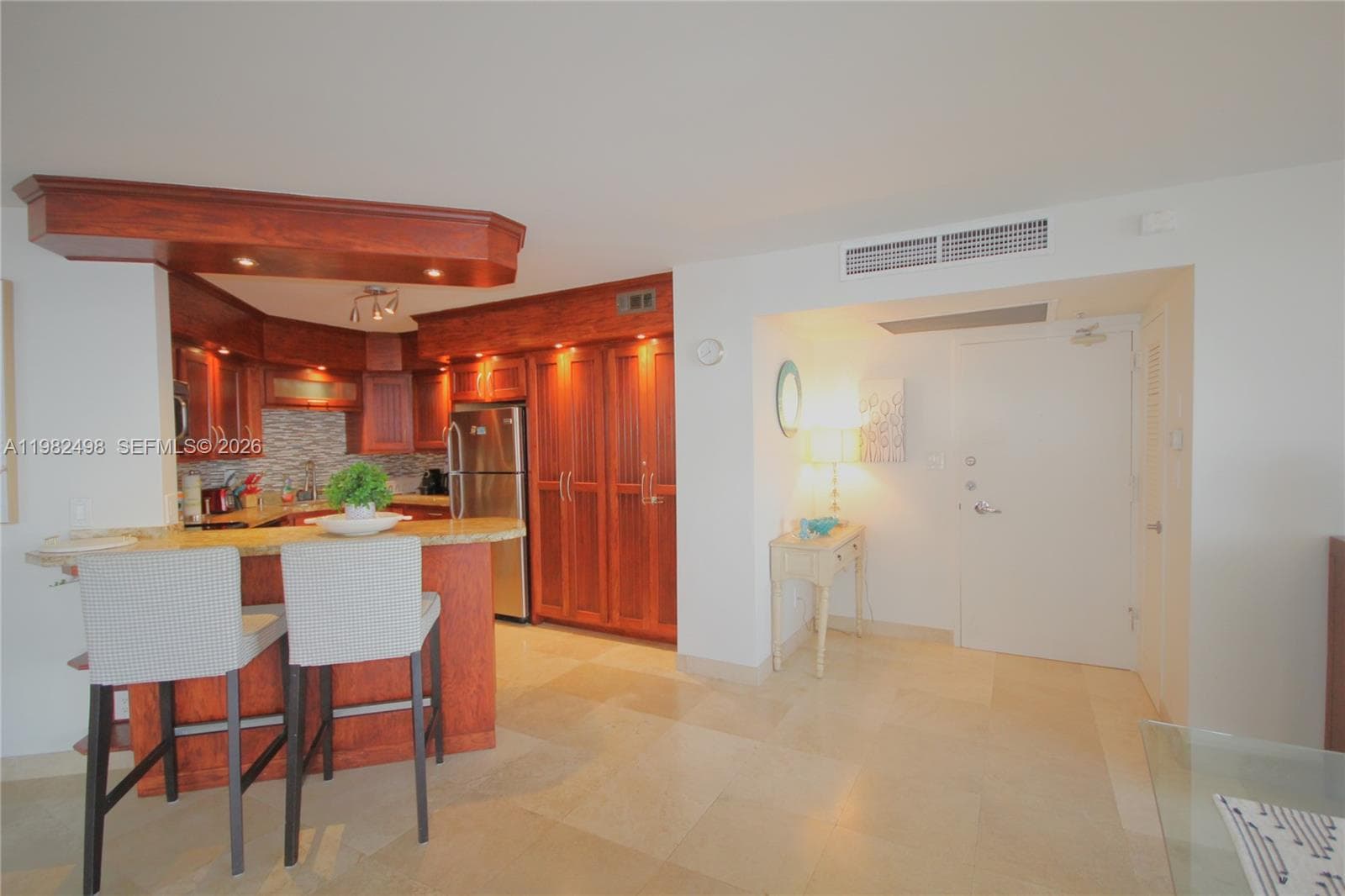 5161 COLLINS AV 1004 photo 9