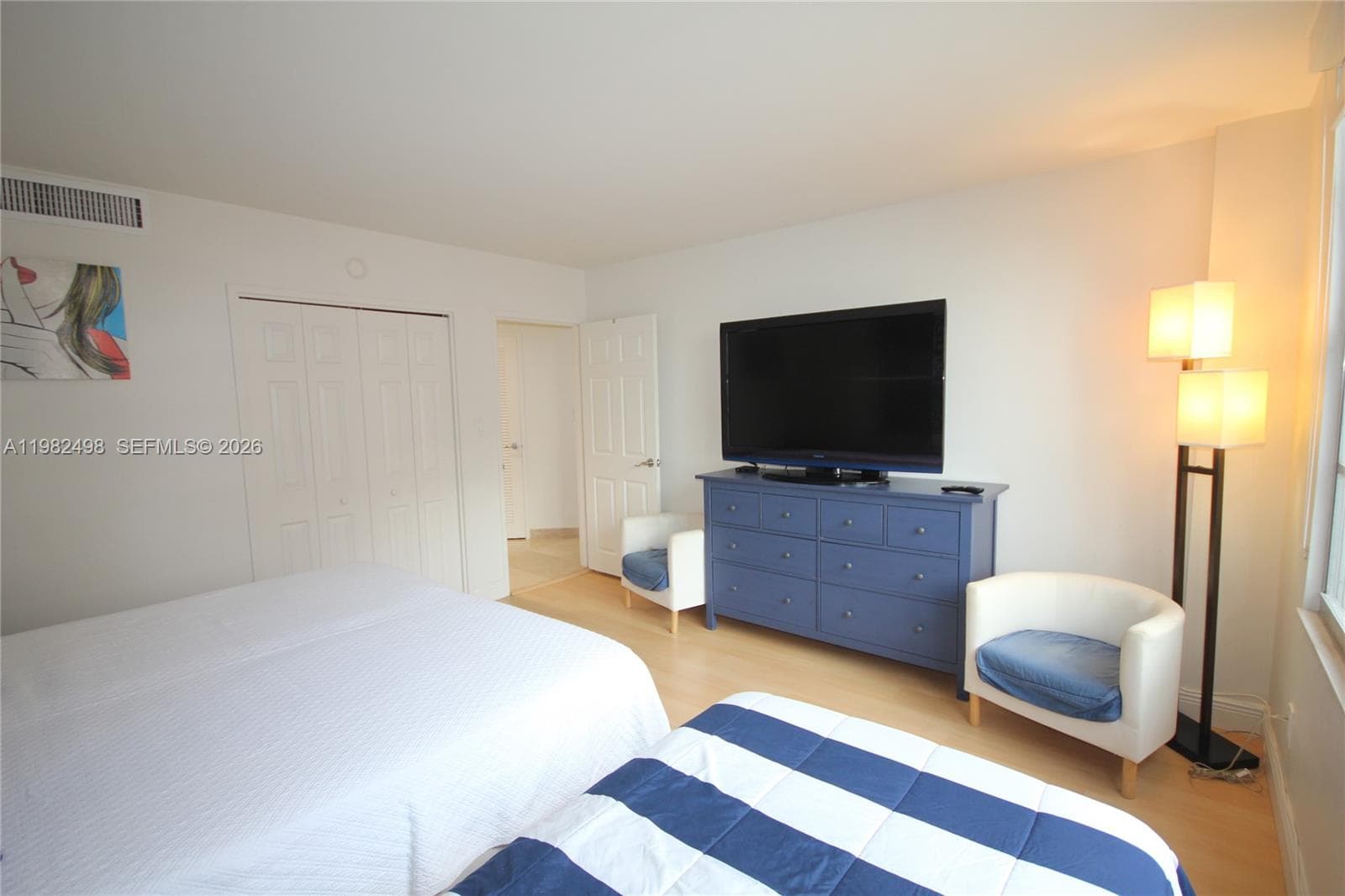 5161 COLLINS AV 1004 photo 15